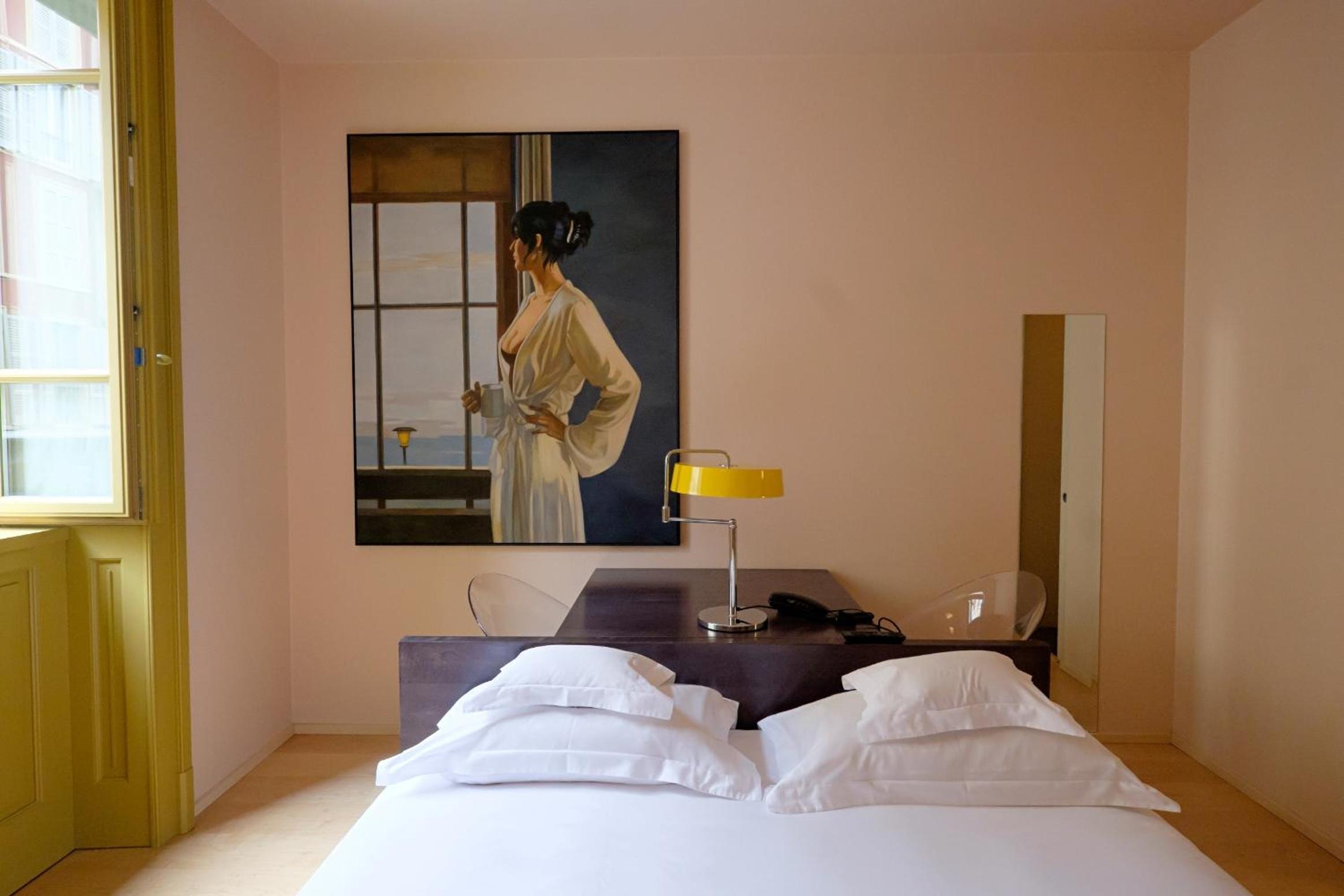 Deluxe Double or Twin Room - Photo 14