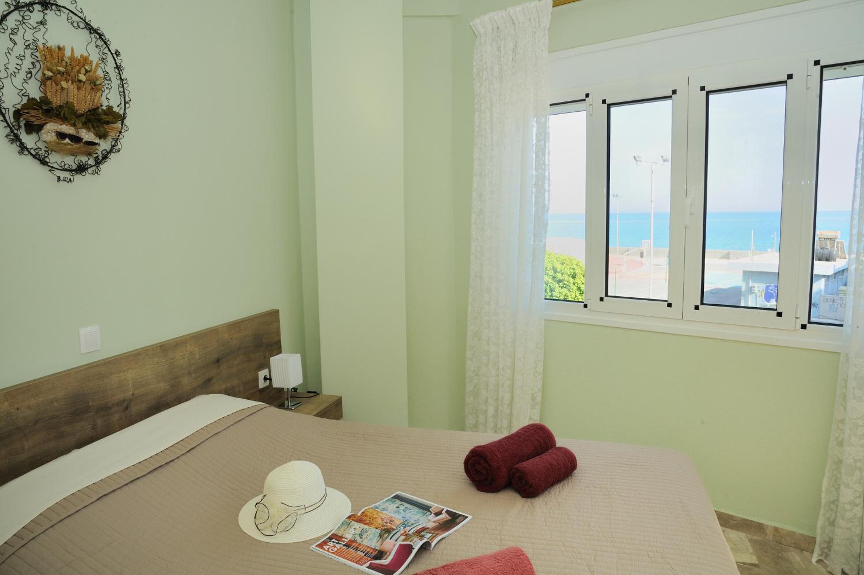 Two-Bedroom Apartment - Photo 4