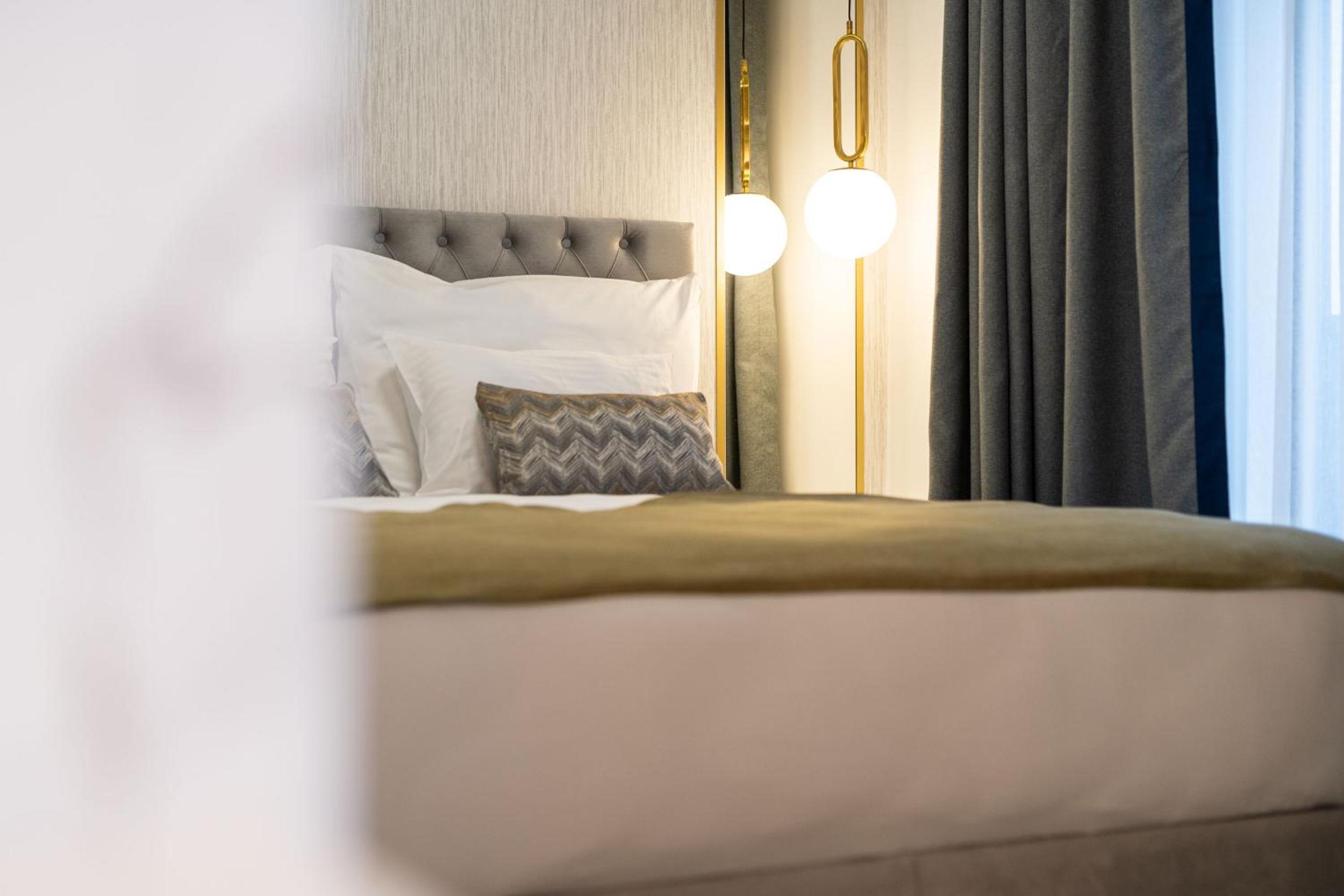 Standard Double Room - Photo 4