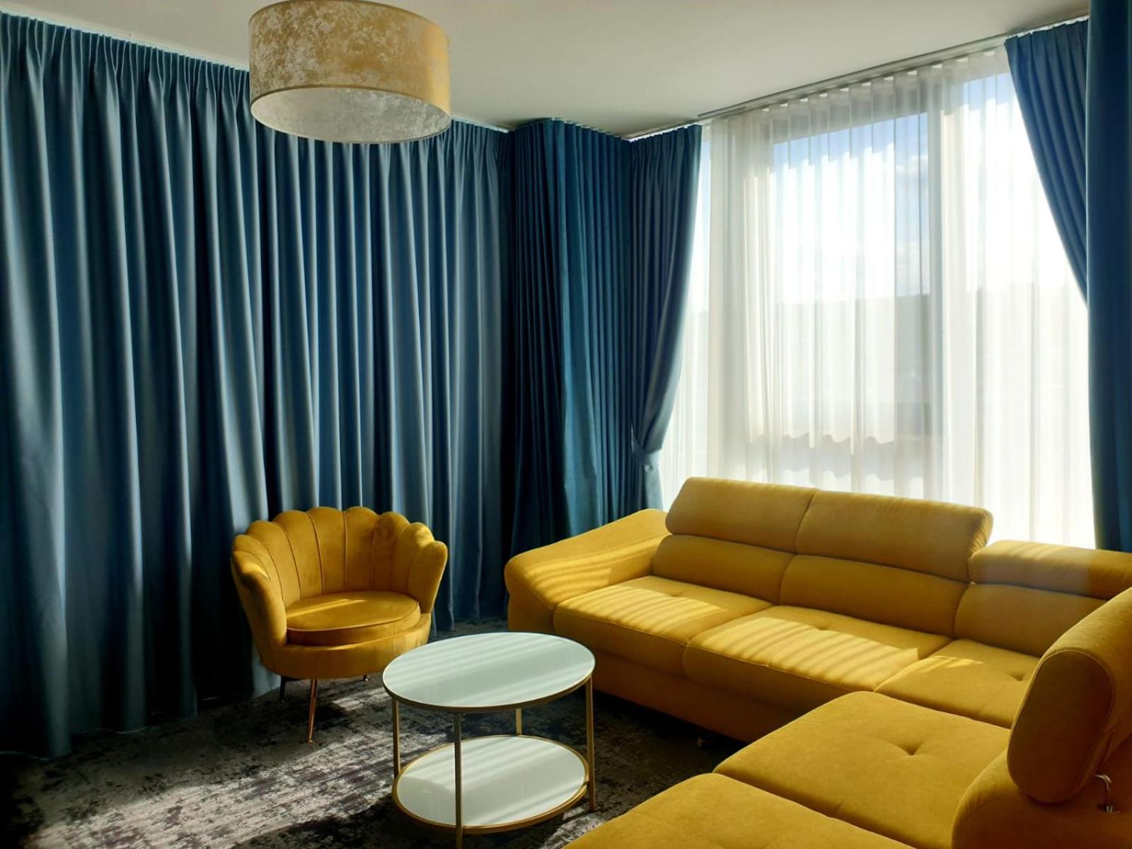 One-Bedroom Apartment - Photo 1