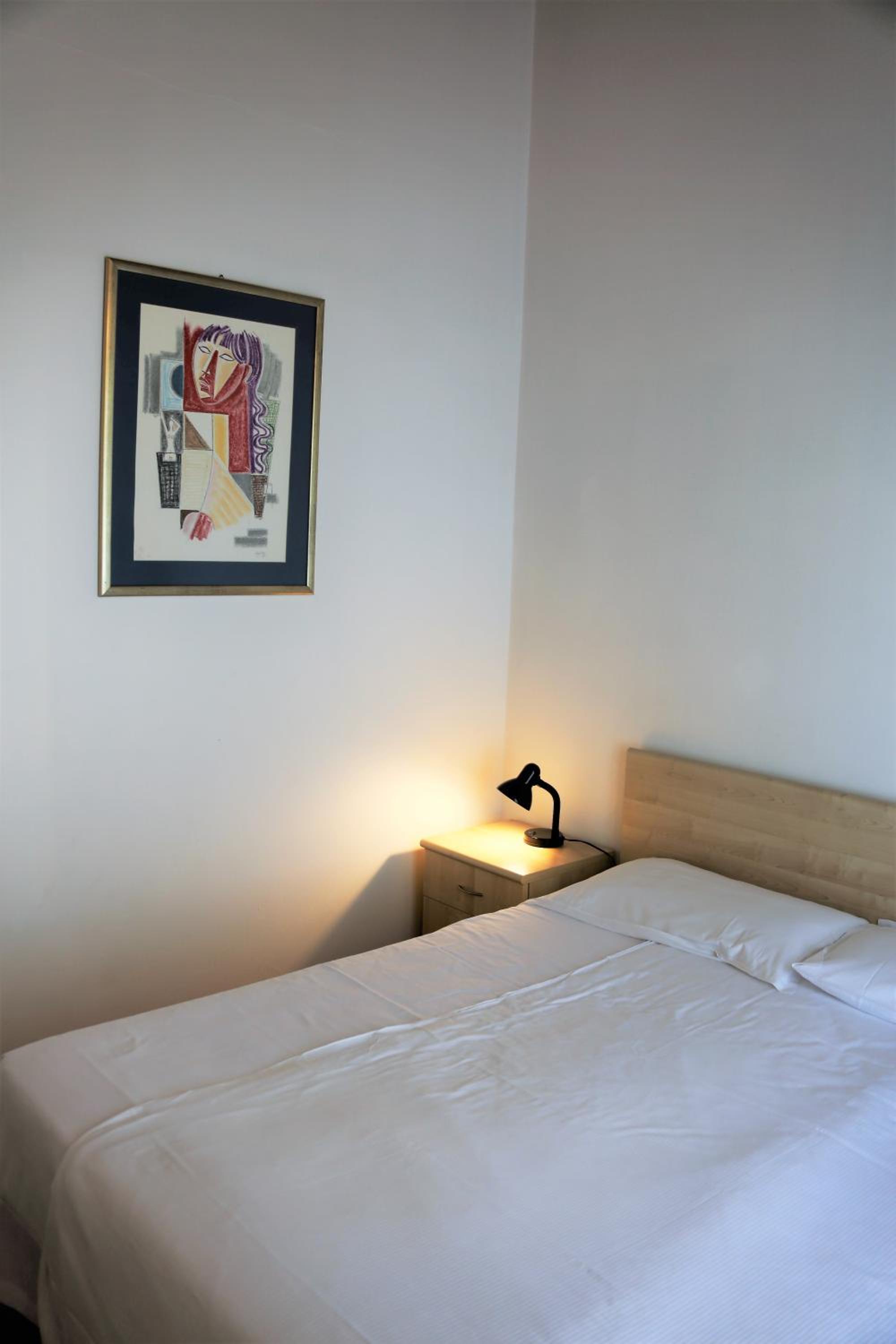 Two-Bedroom Apartment - Split Level without Lake View