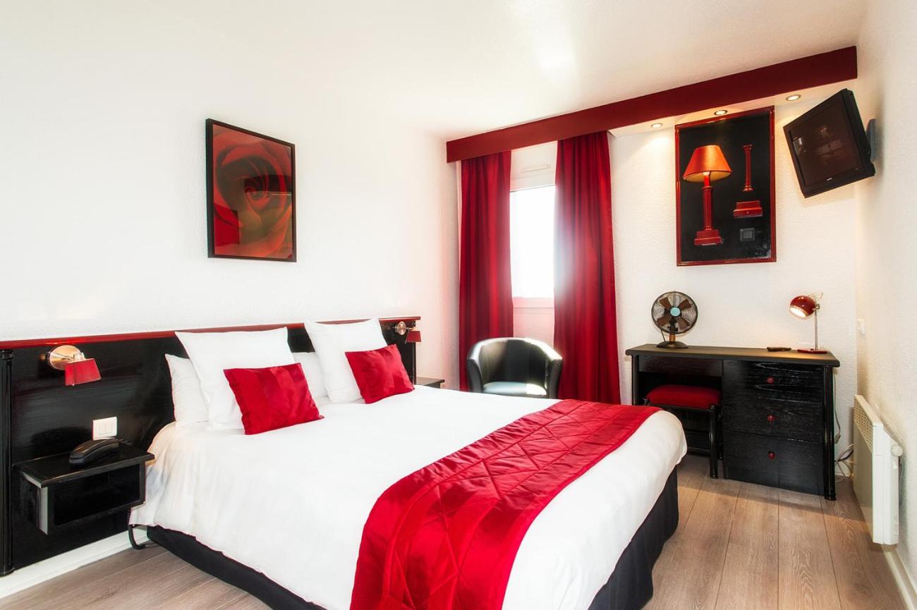 Double Room - Photo 2
