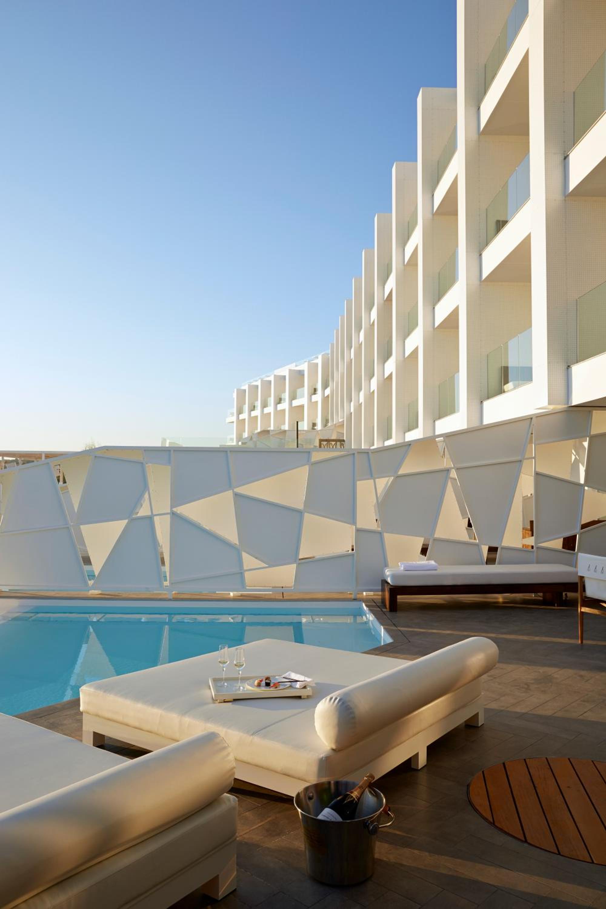 Ultra Suite with Private Pool and Sea View photo 3