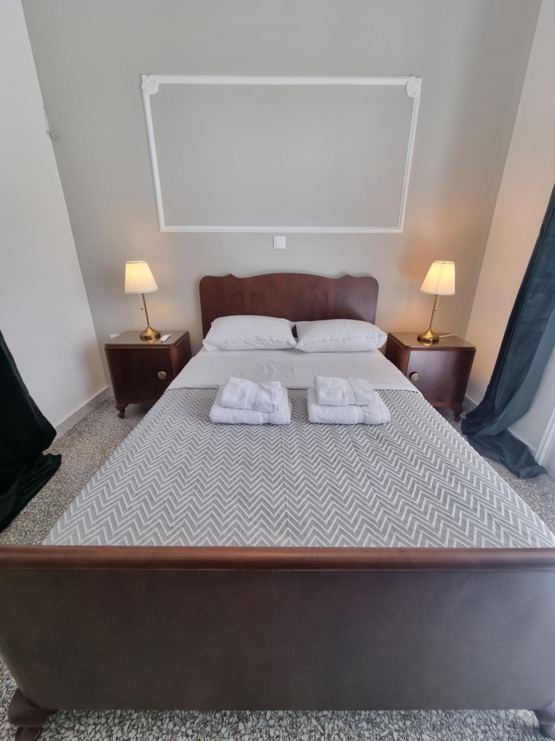 Double Room - Photo 2