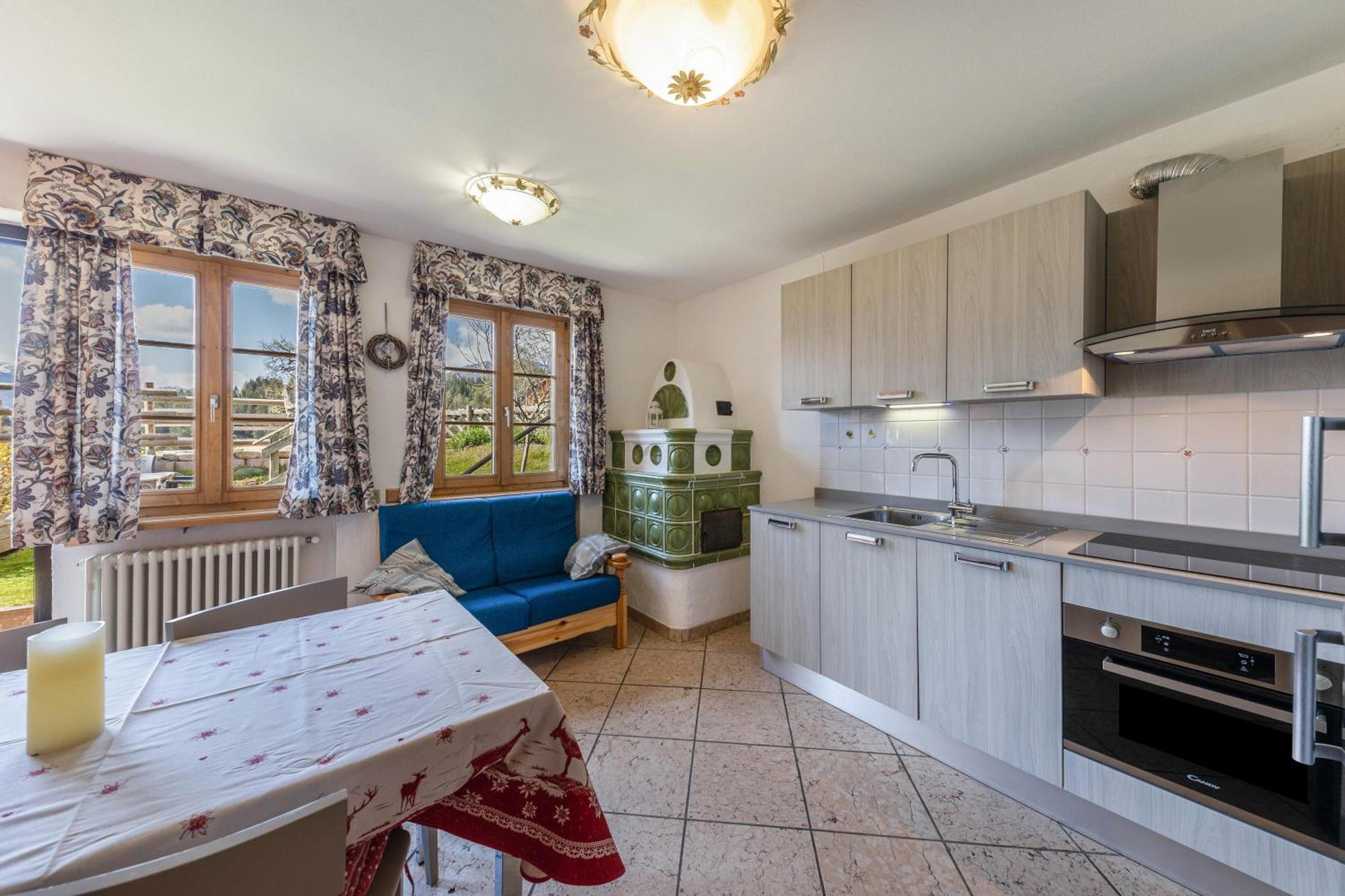 Two-Bedroom Deluxe Apartment with Garden View photo 3