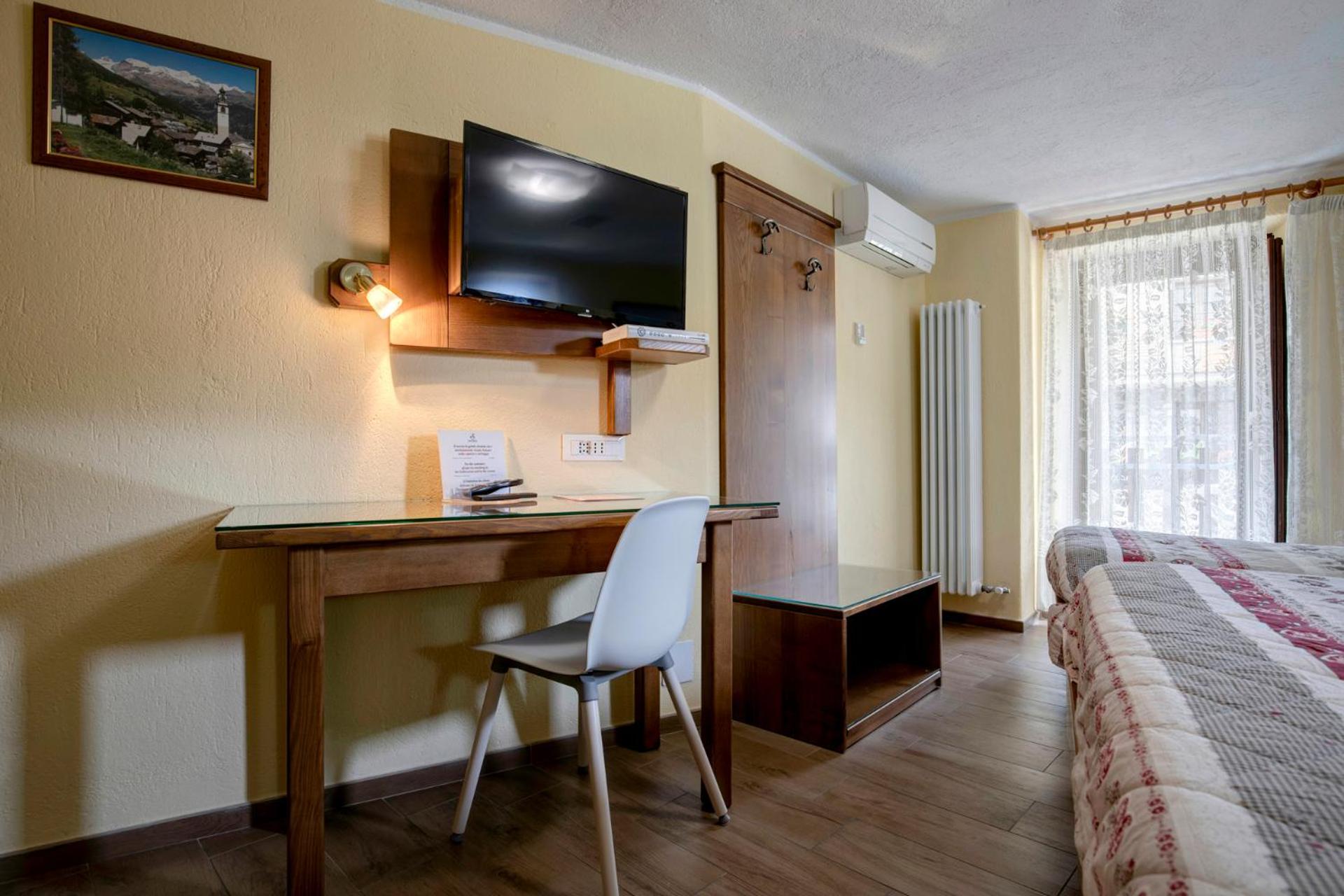 Double Room - Photo 19