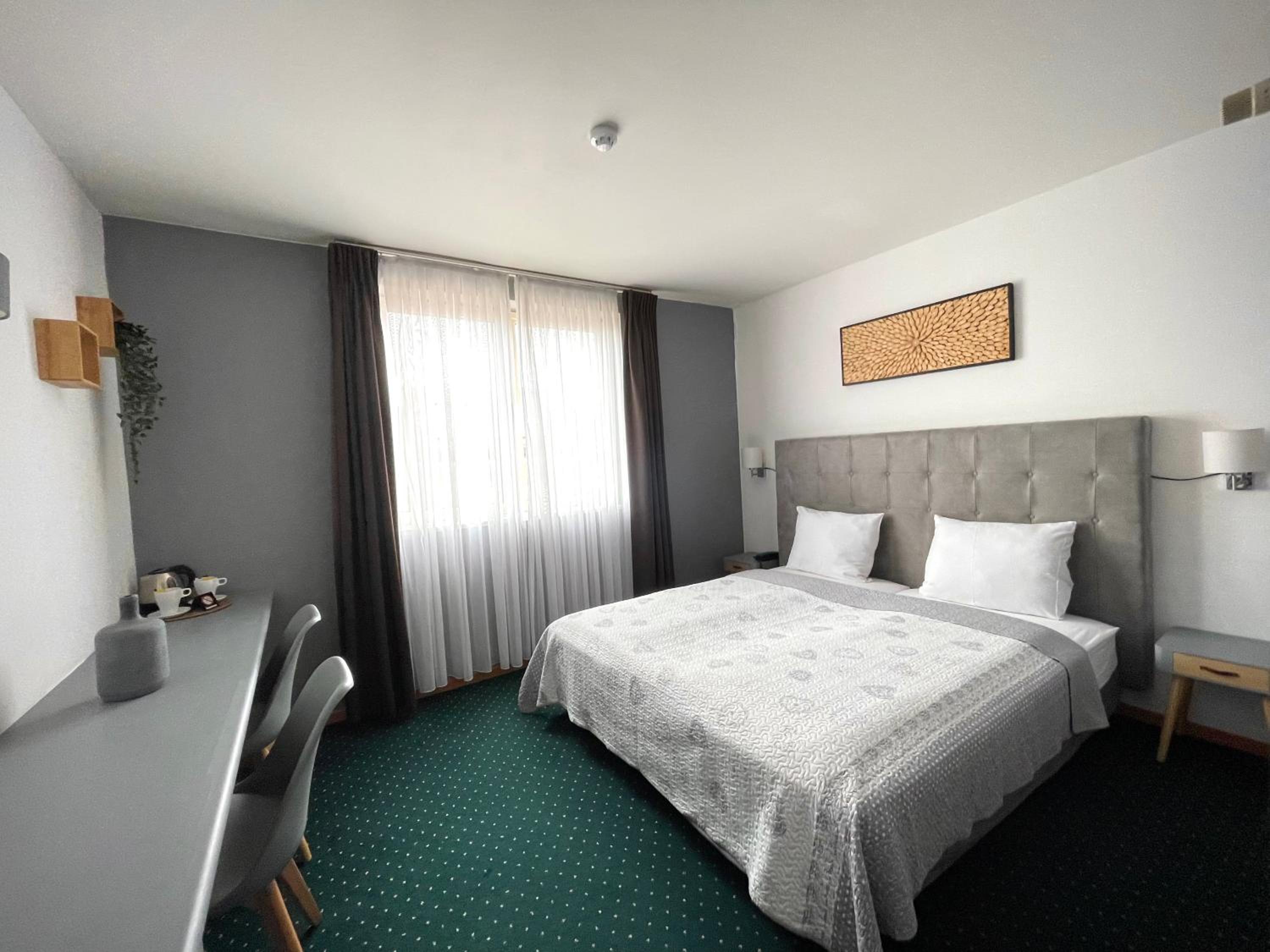 Double or Twin Room - Photo 1