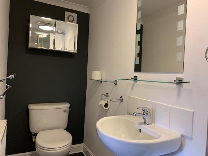 Standard Double Room - Photo 3