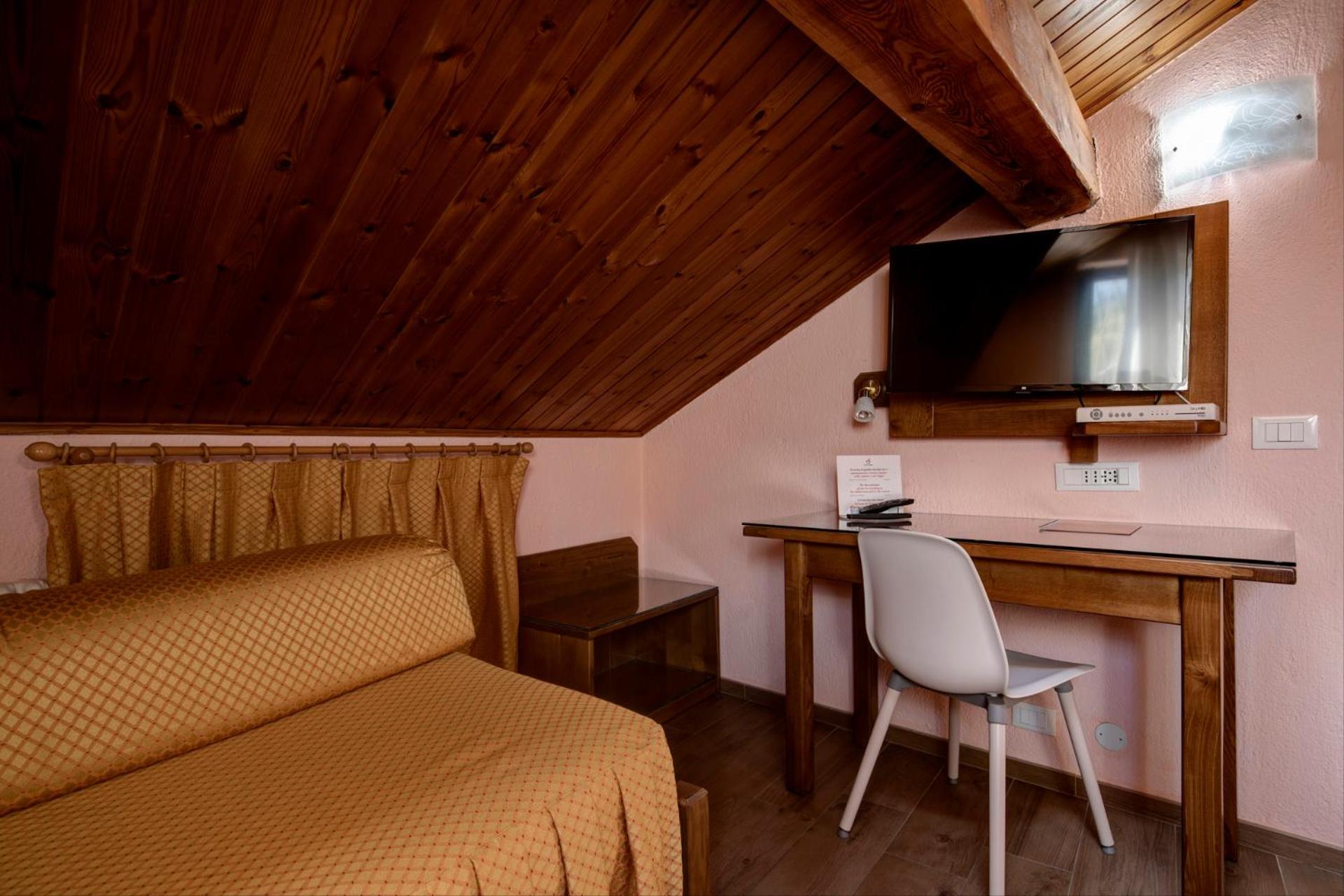 Double Room - Attic - Photo 4