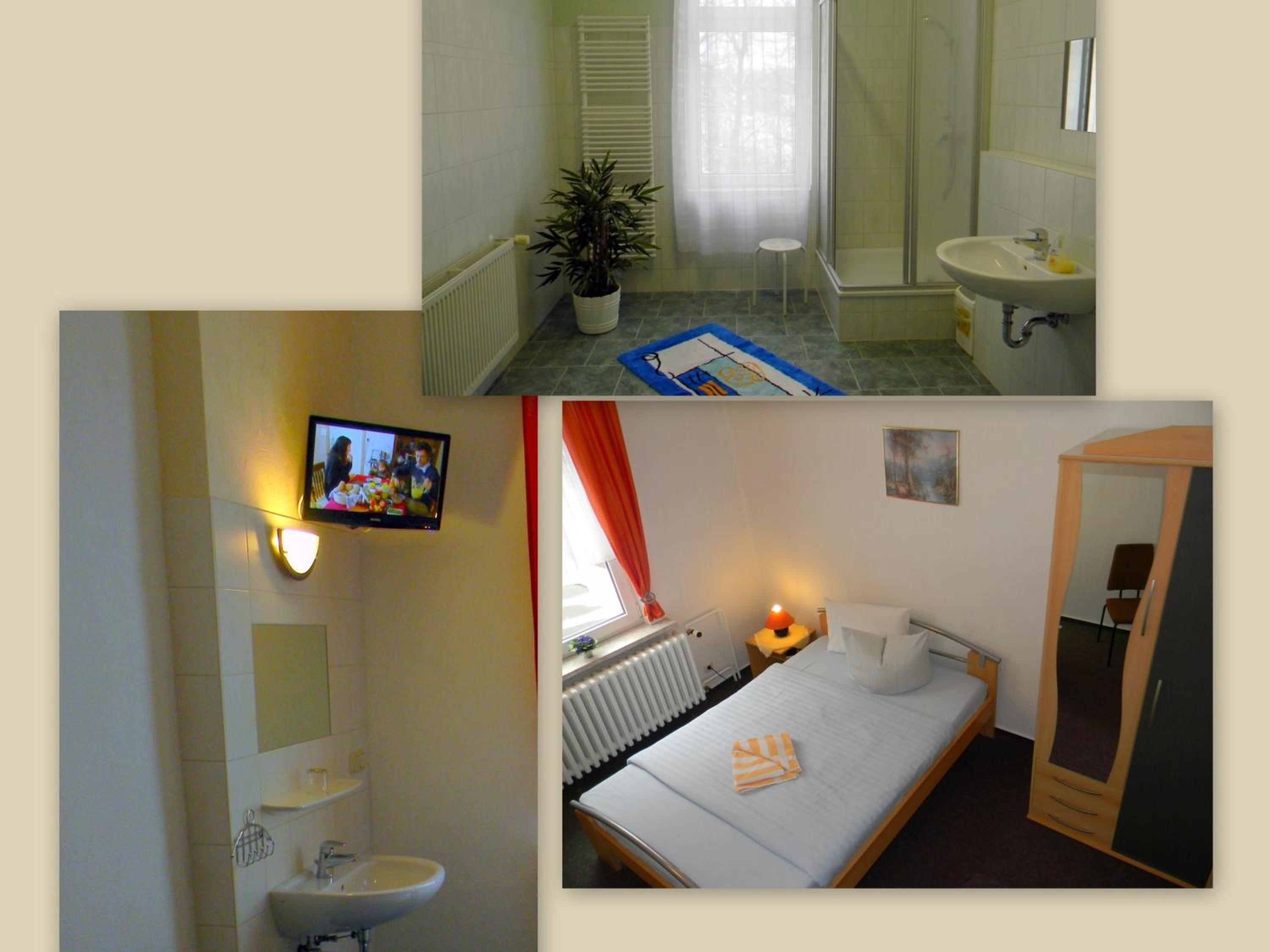 Single Room with Shared Bathroom photo 2
