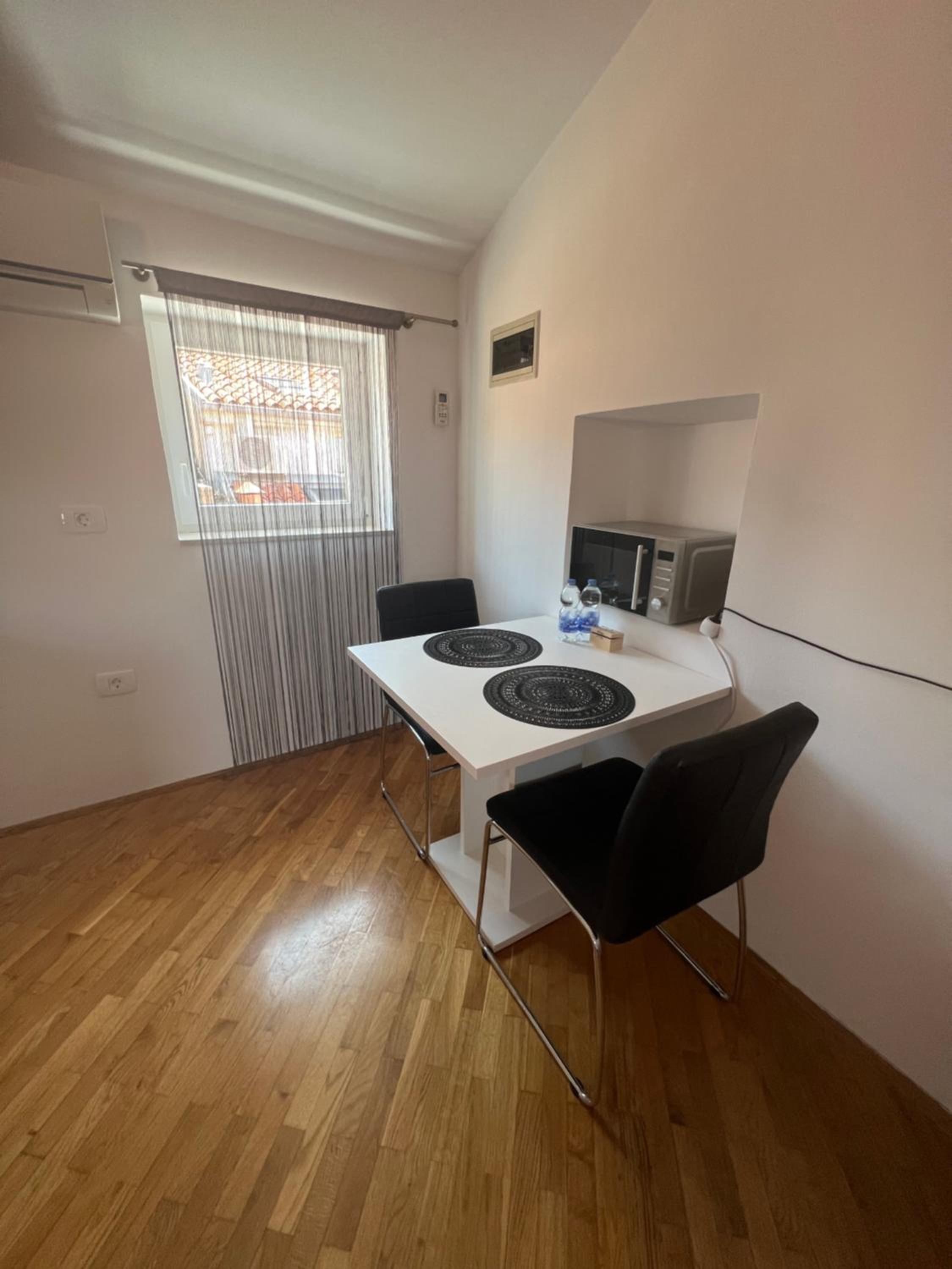 Studio Apartment photo 3