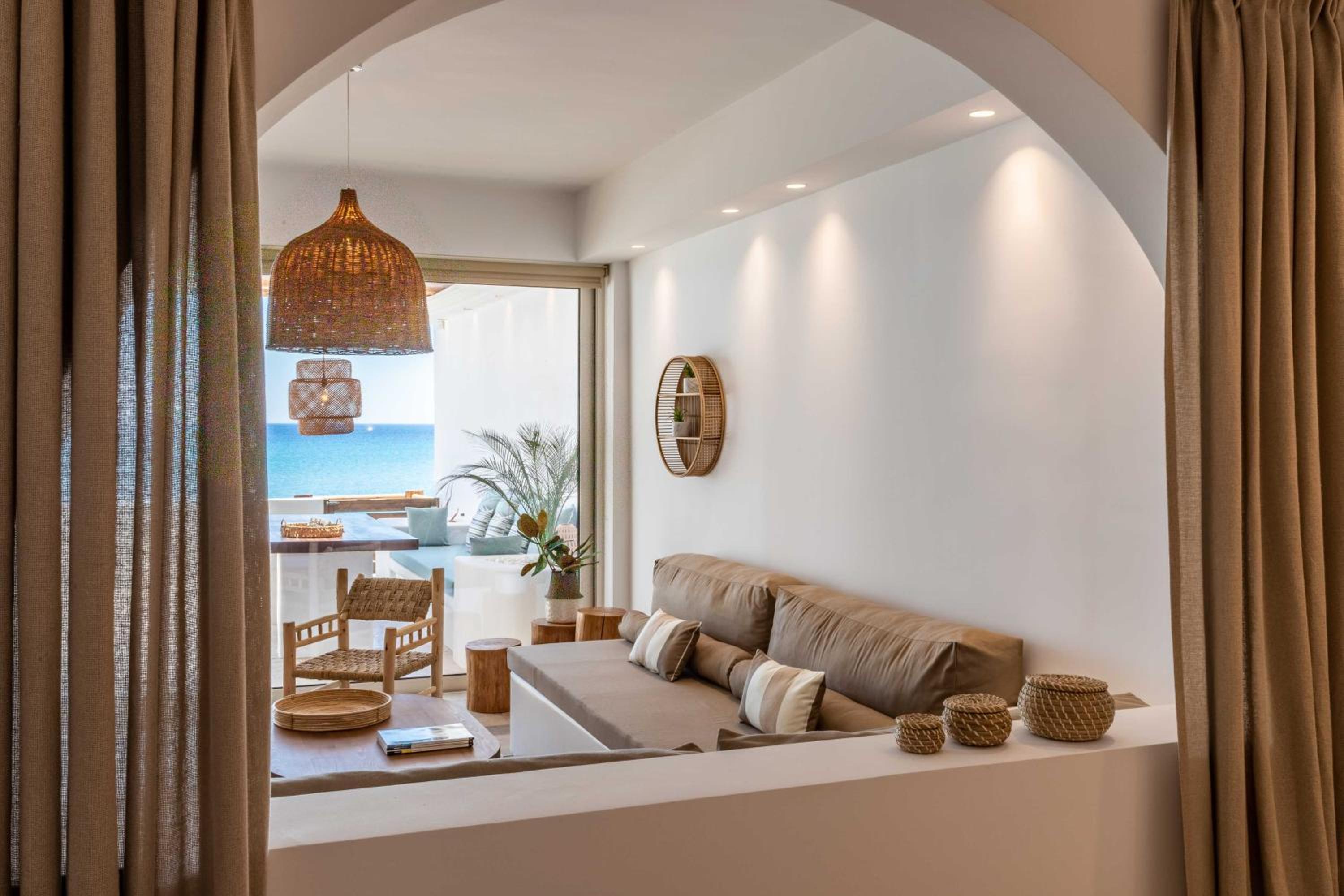 Deluxe Suite with Sea View