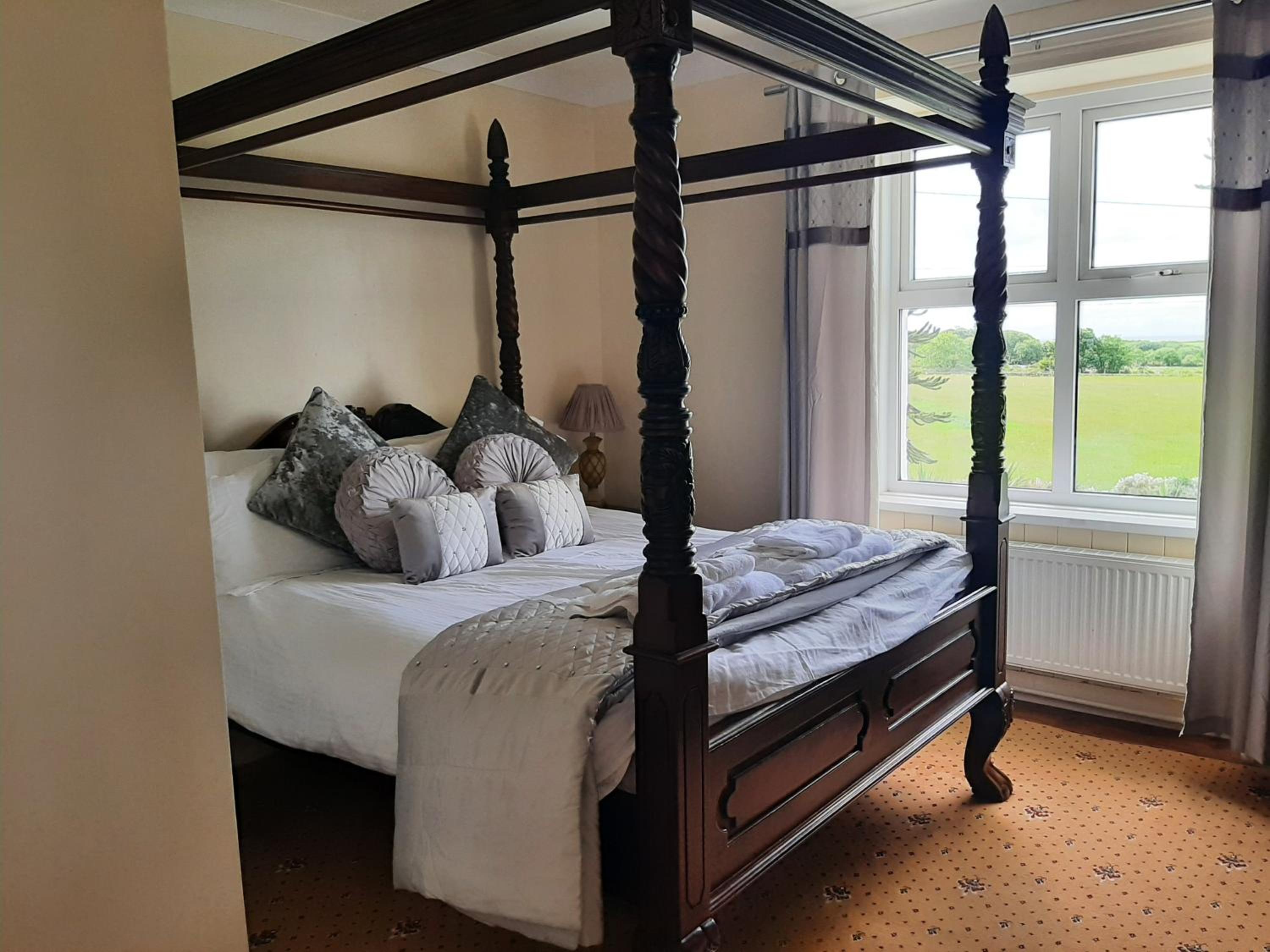 Superior King Room - Photo 1