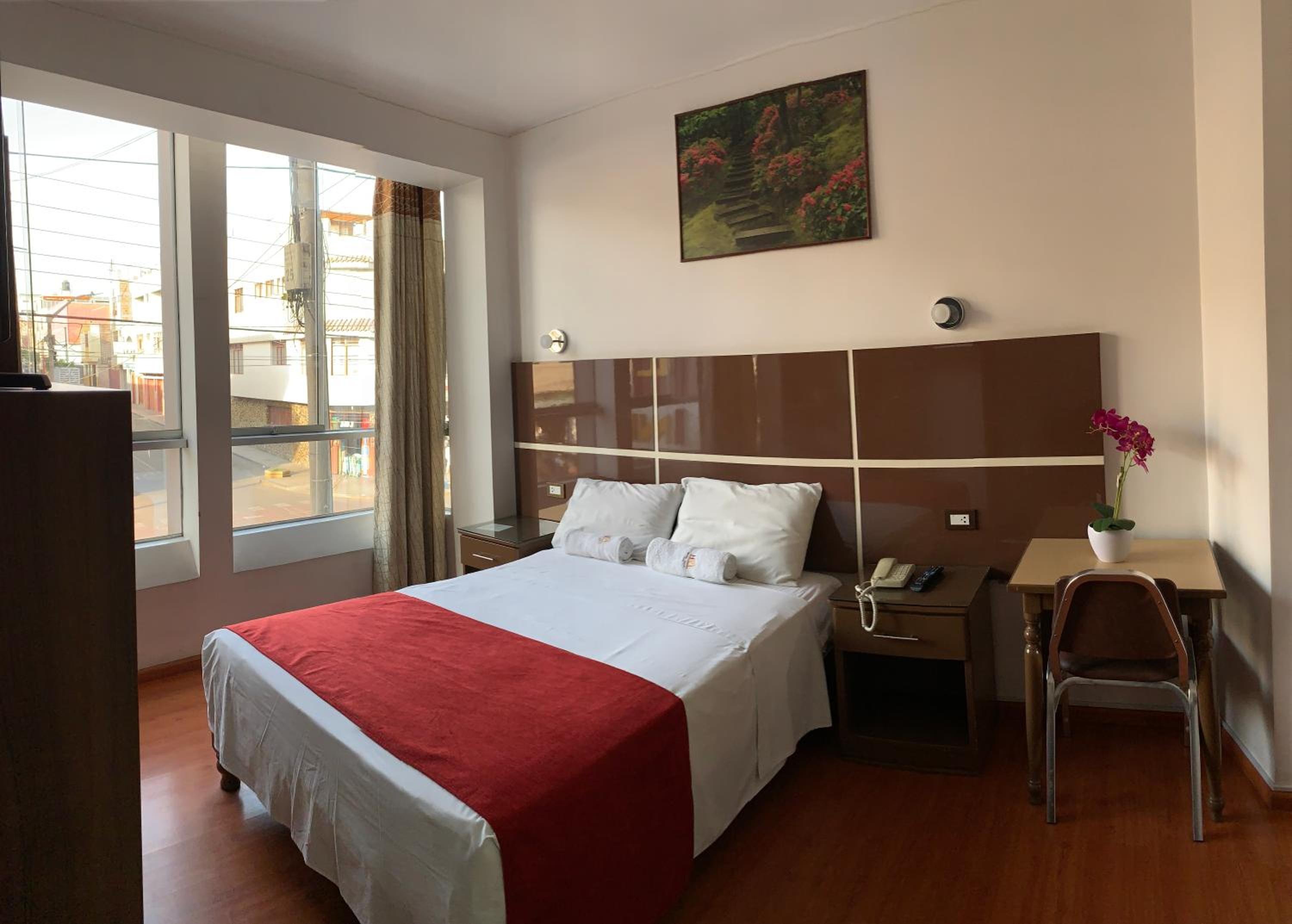 Royal Executive Room photo 1