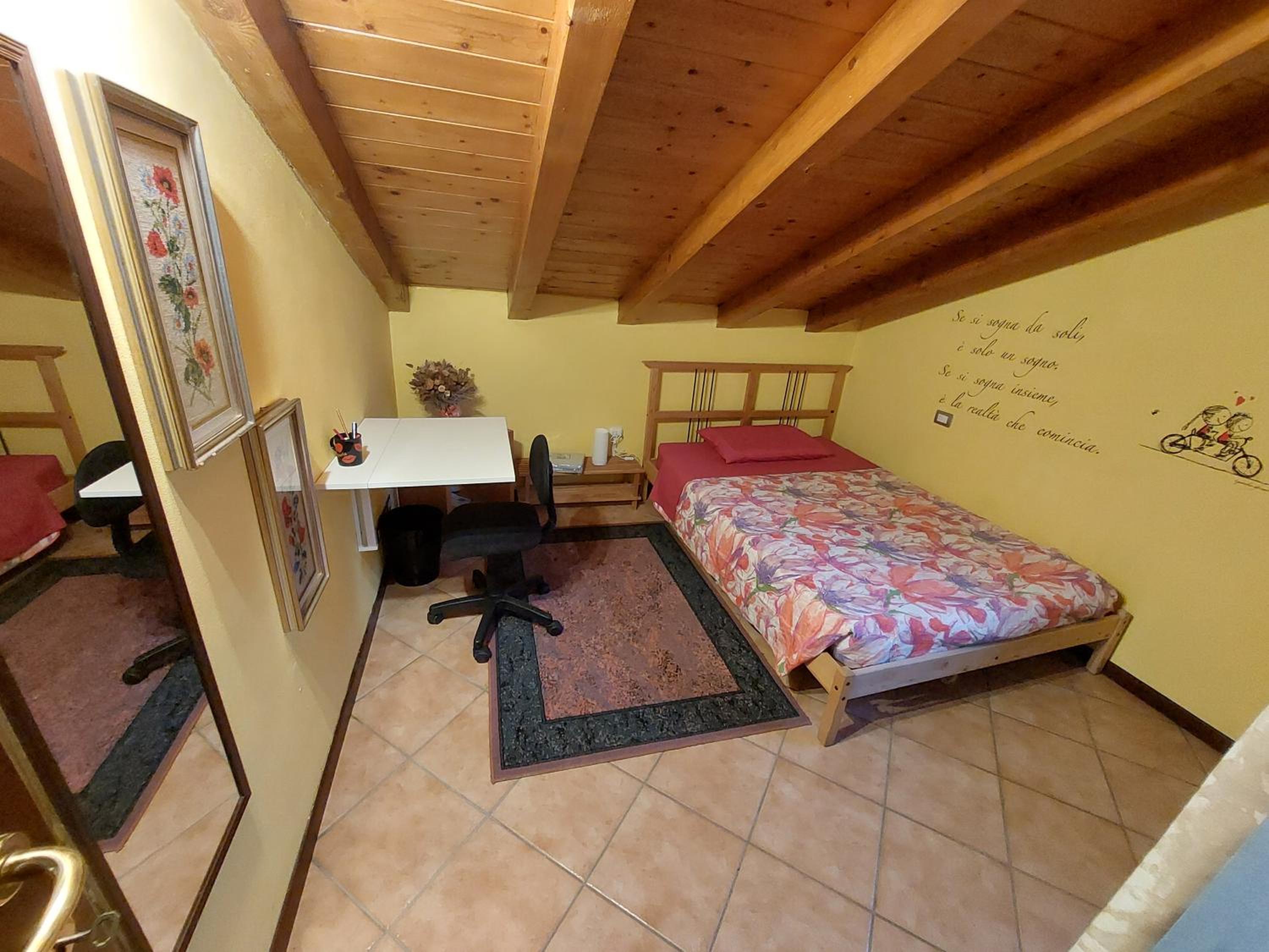 Small Double Room photo 2
