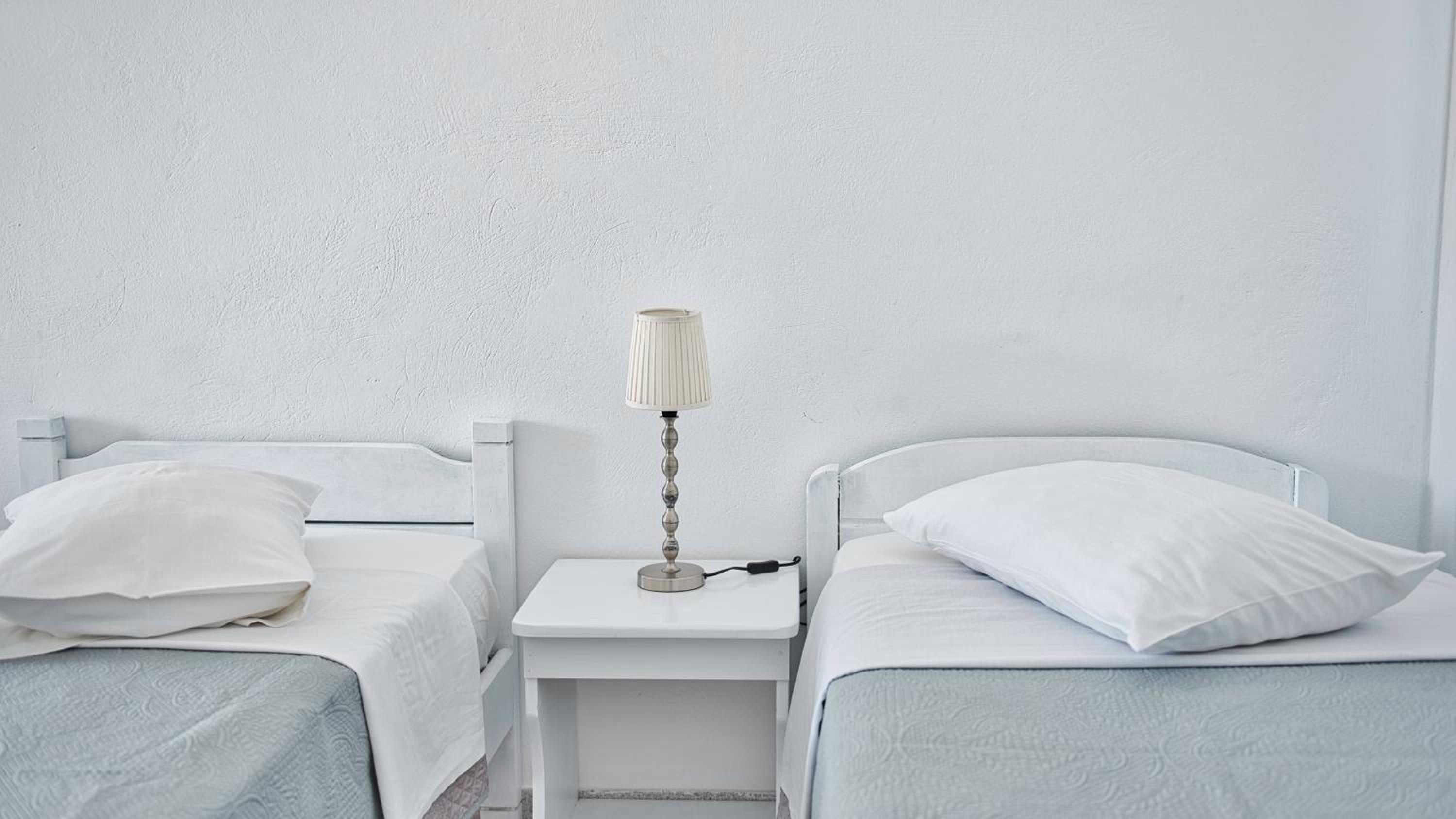 Double or Twin Room - Photo 7
