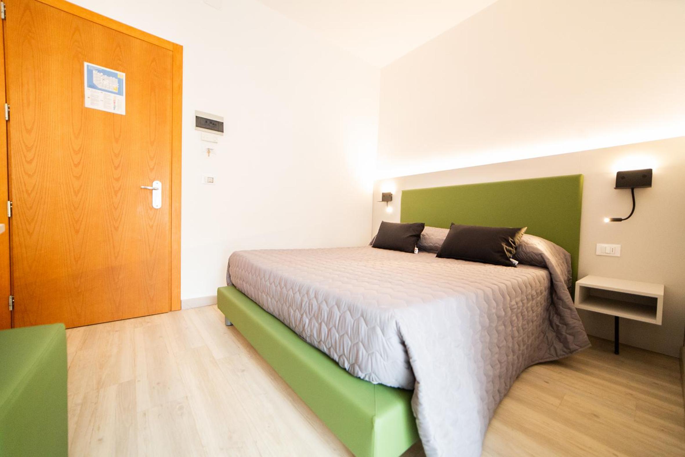 Superior Double Room - Photo 16