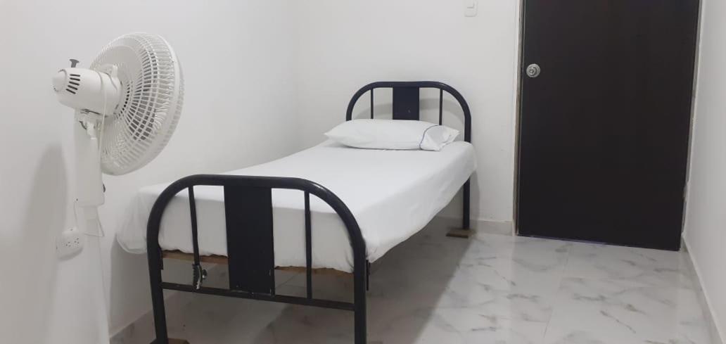 Single Room photo 2