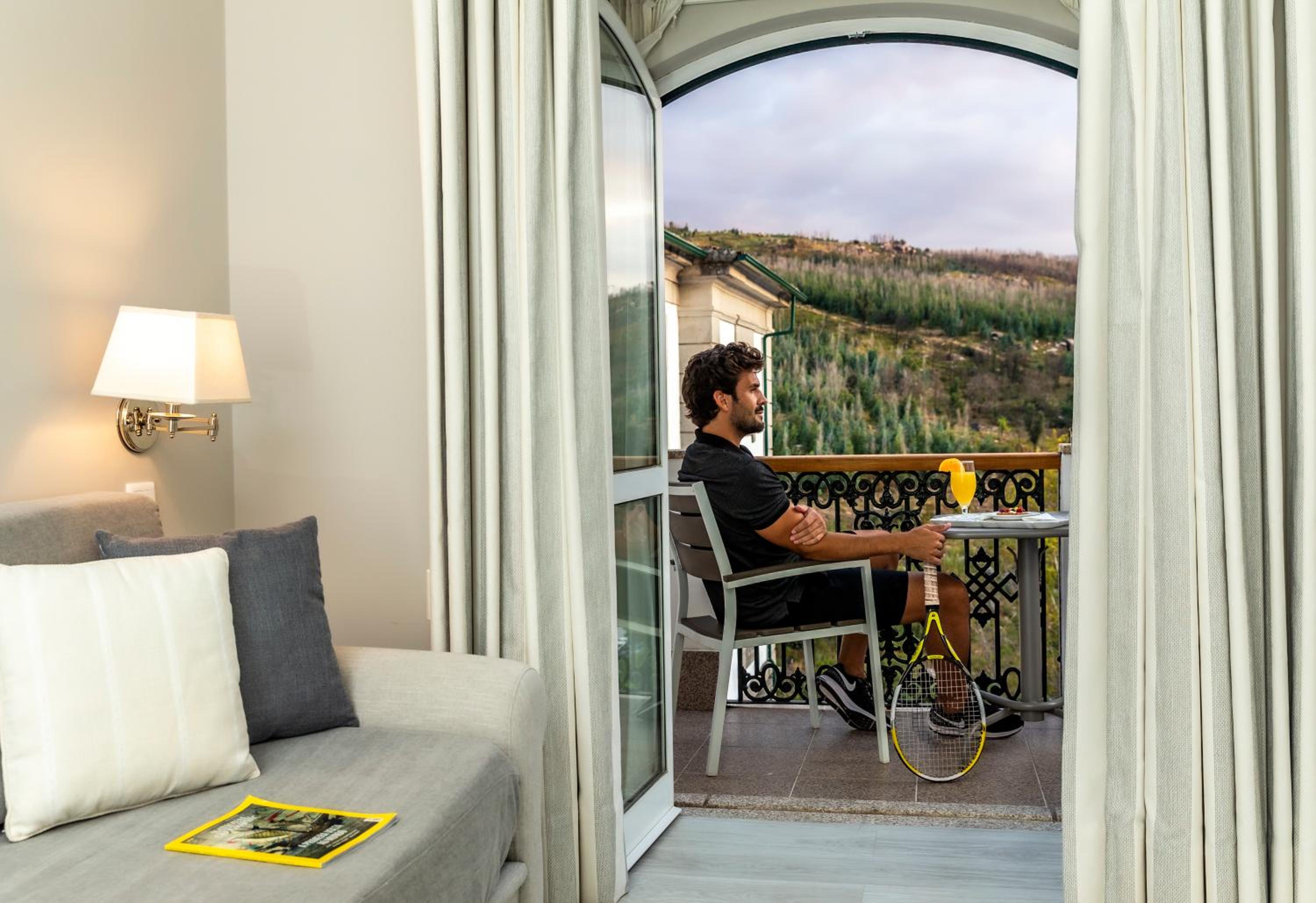 Suite with Balcony - Photo 4