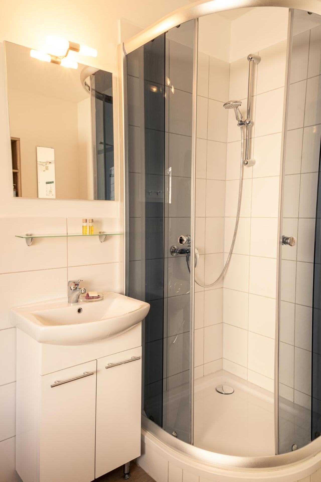 Budget Single Room photo 2