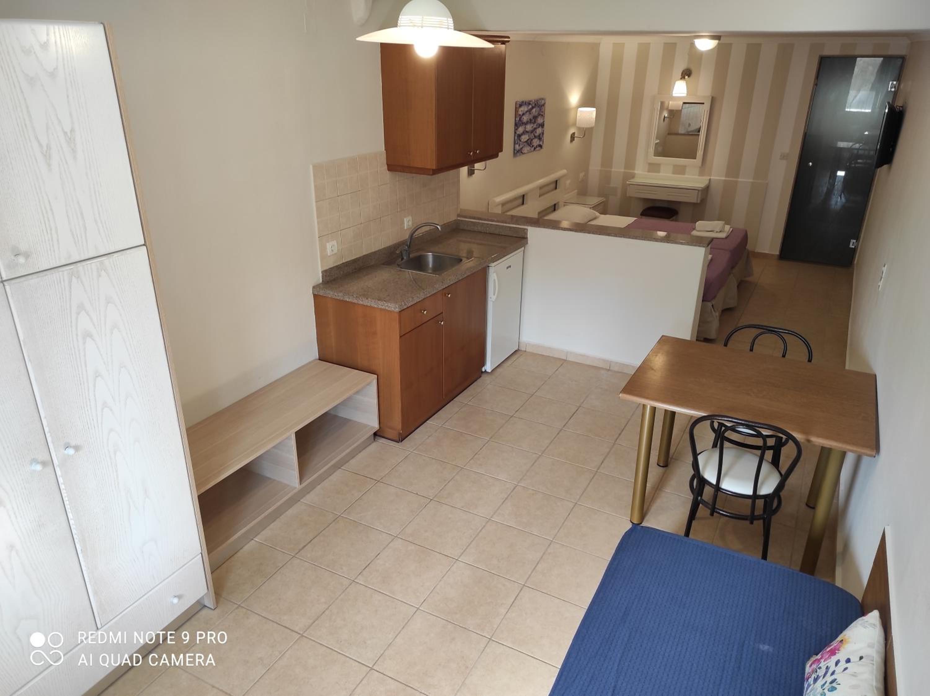 Triple Room with Garden View photo 2