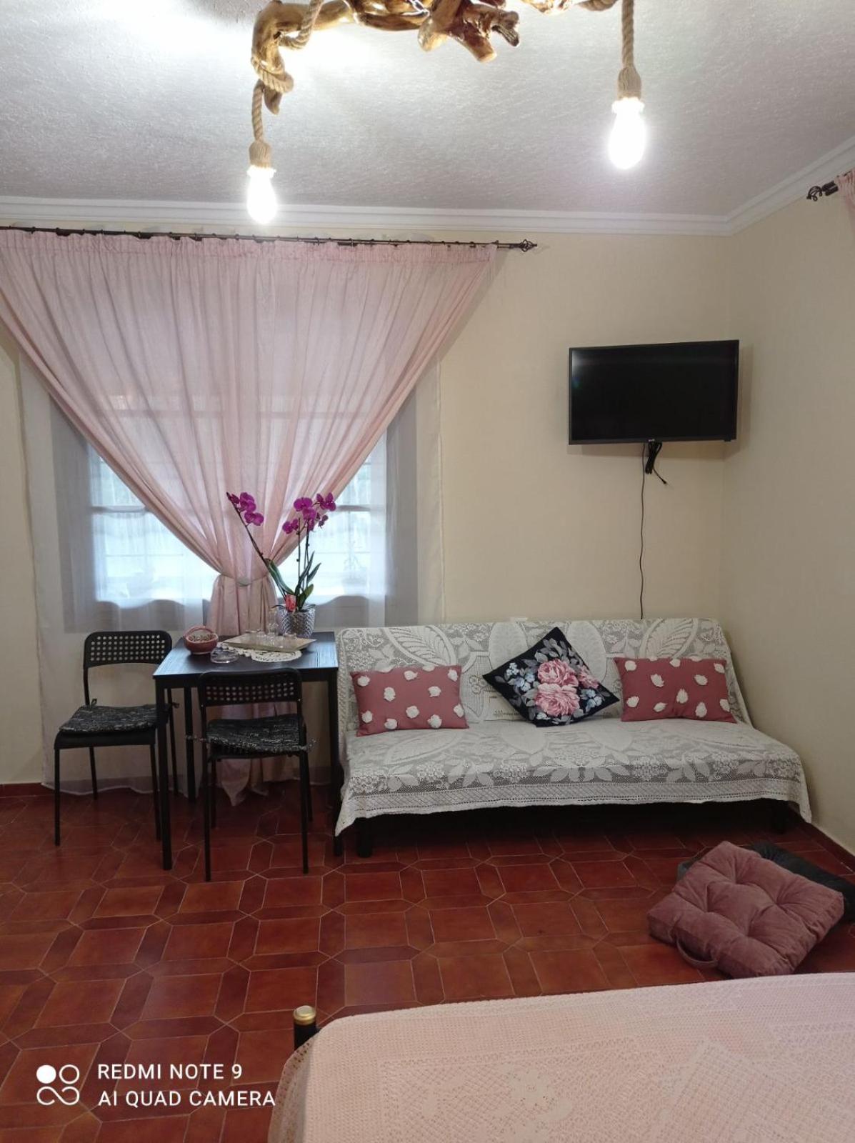 One-Bedroom House