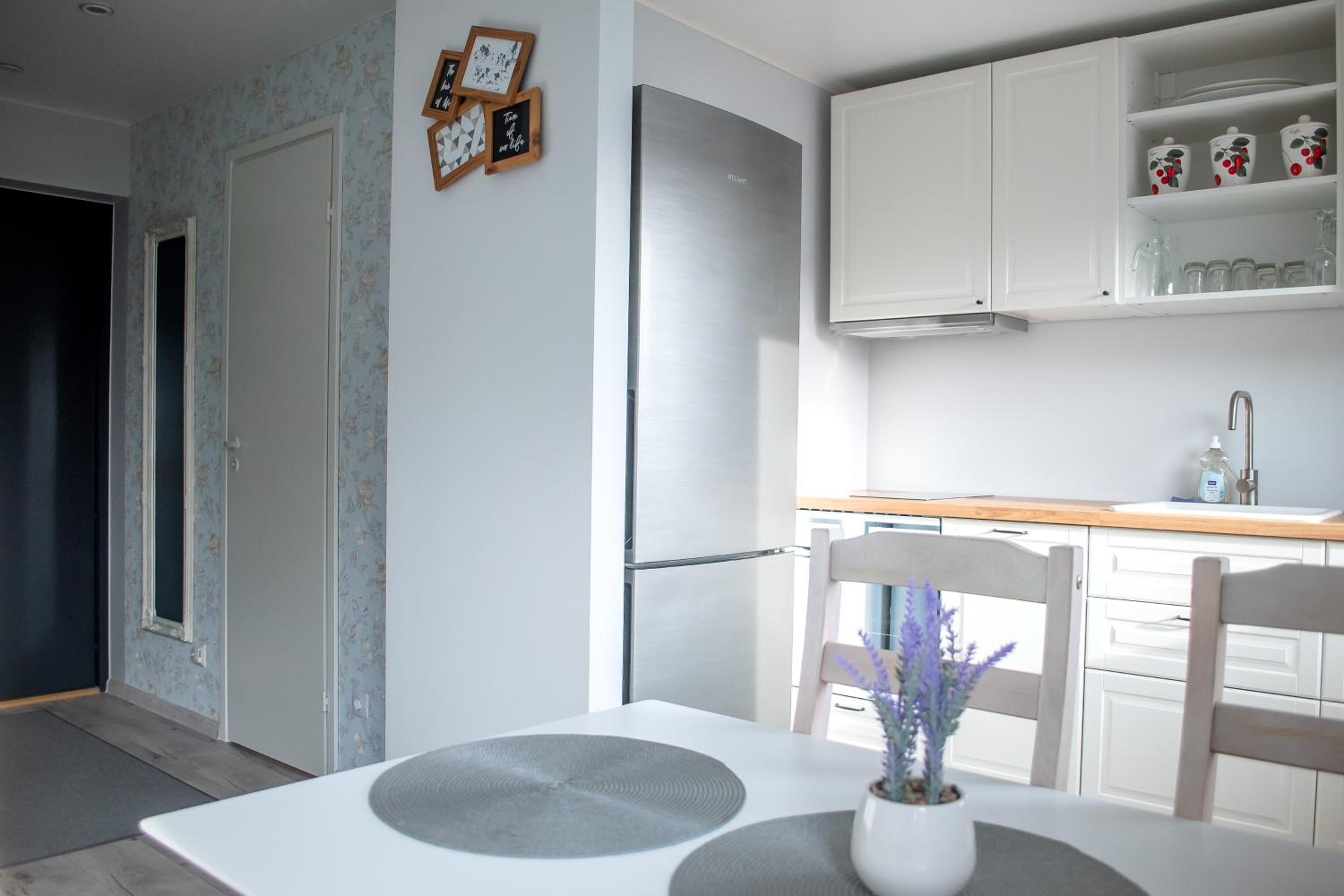 One-Bedroom Apartment - Photo 19