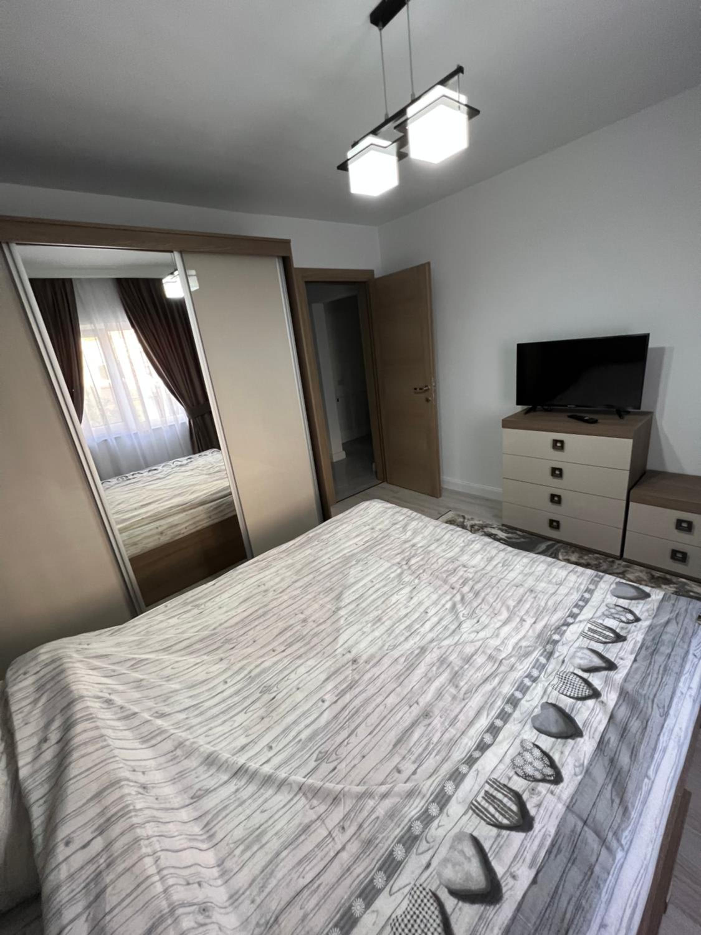 Two-Bedroom Apartment - Photo 4