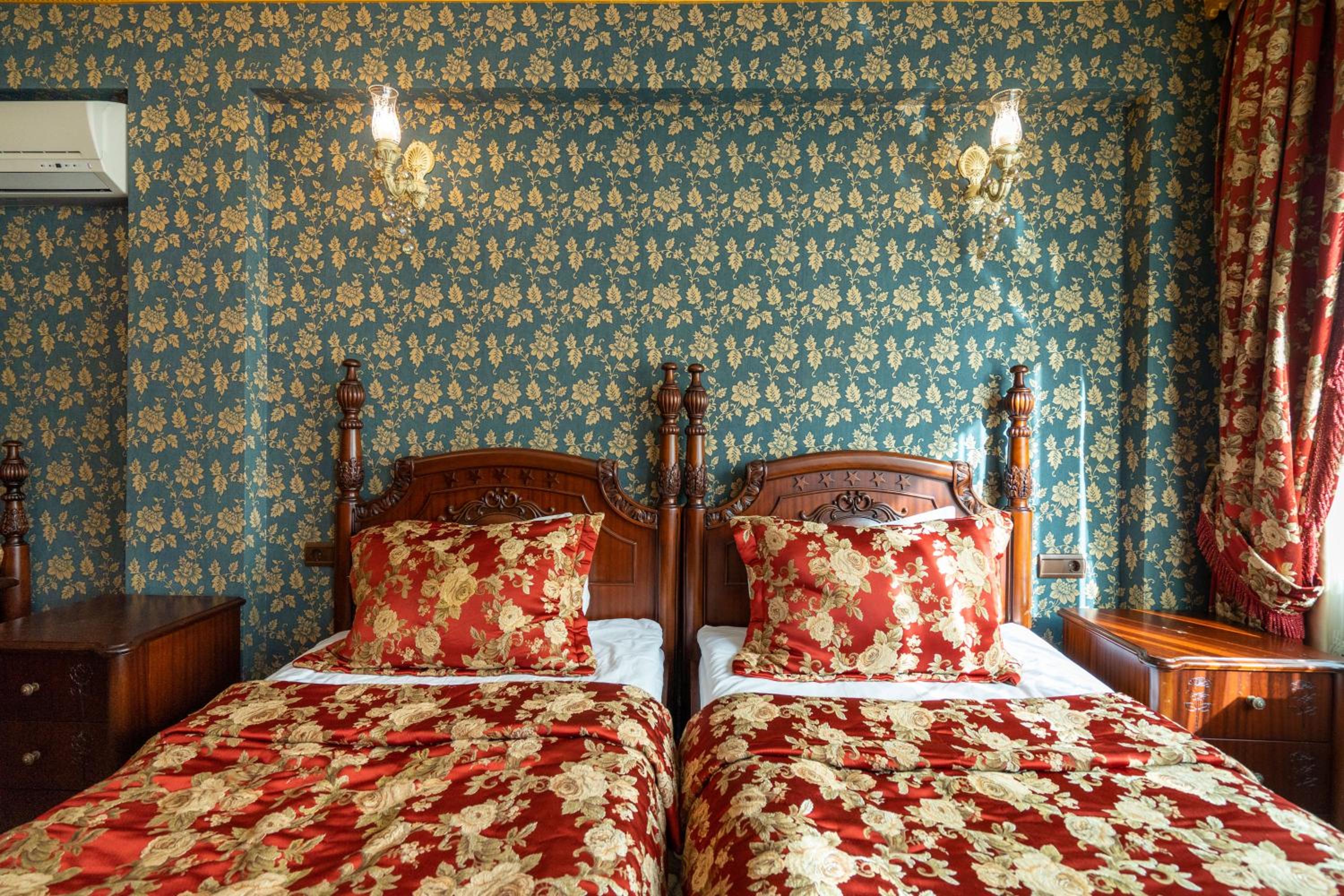 Luxury Quadruple Room photo 1