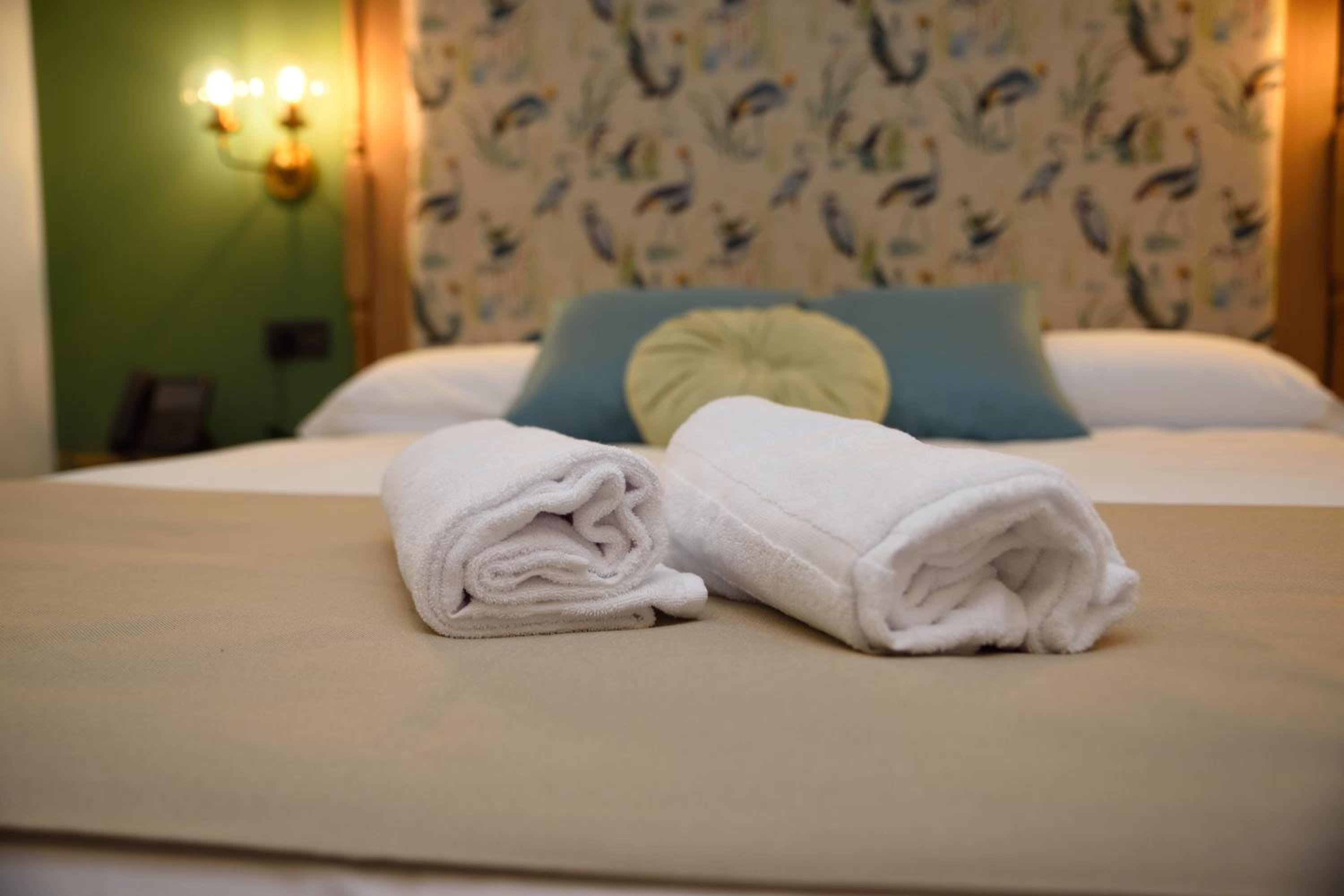 Deluxe Double Room - Photo 2