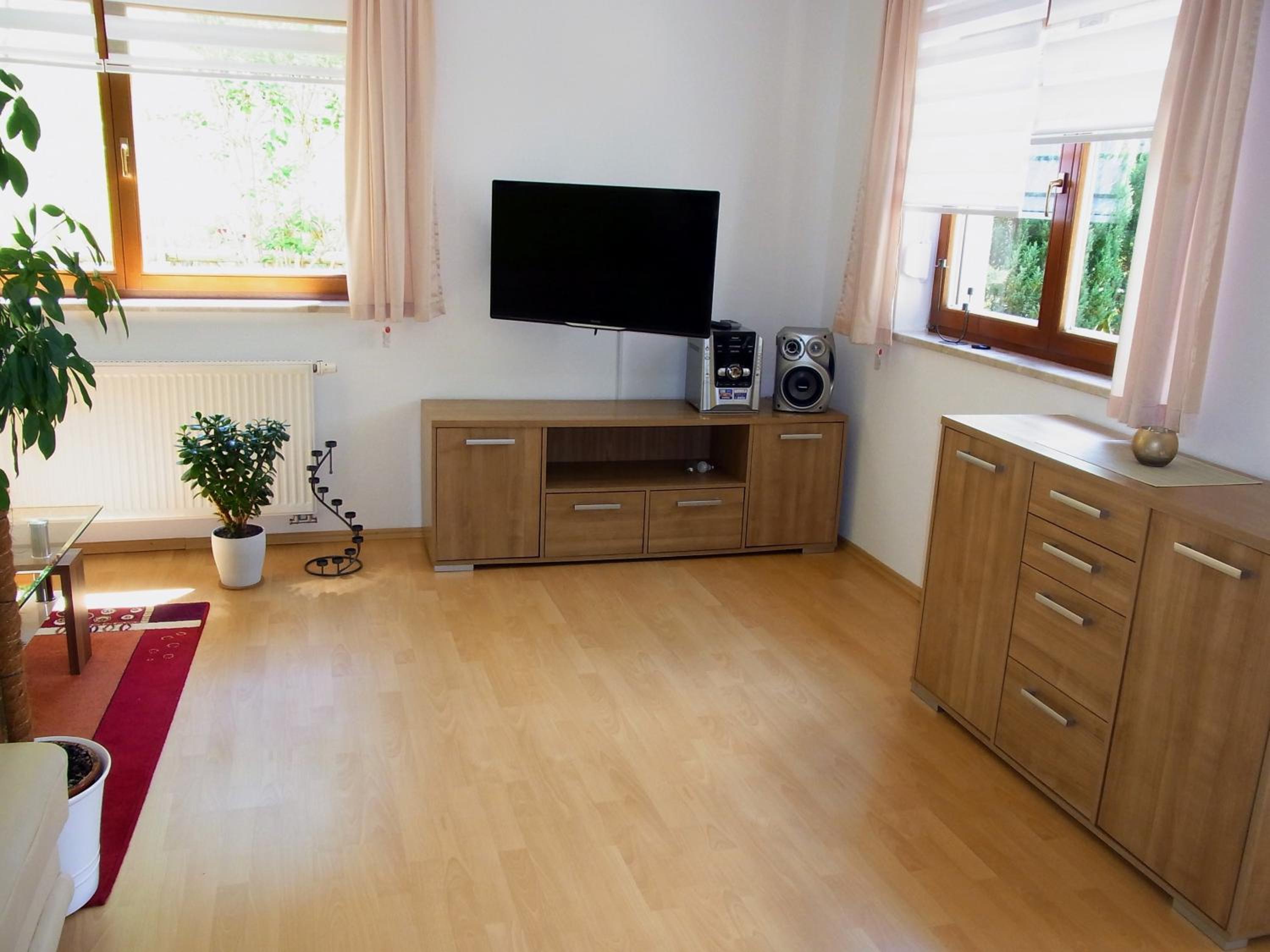 One-Bedroom Apartment with Terrace photo 1