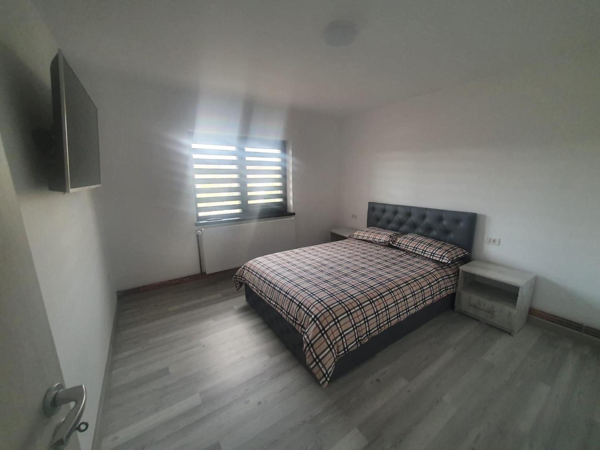 Two-Bedroom Apartment - Photo 7