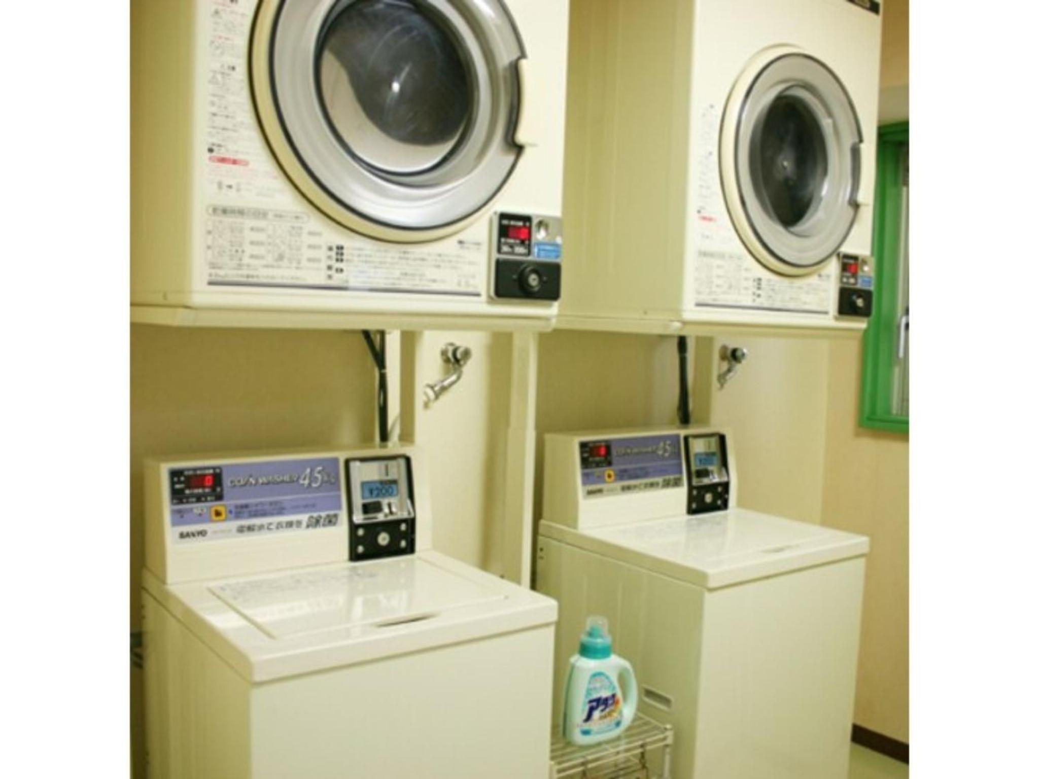 Studio - Photo 12