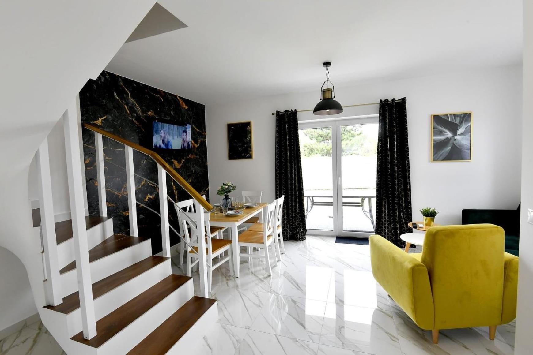 Two-Bedroom House photo 2