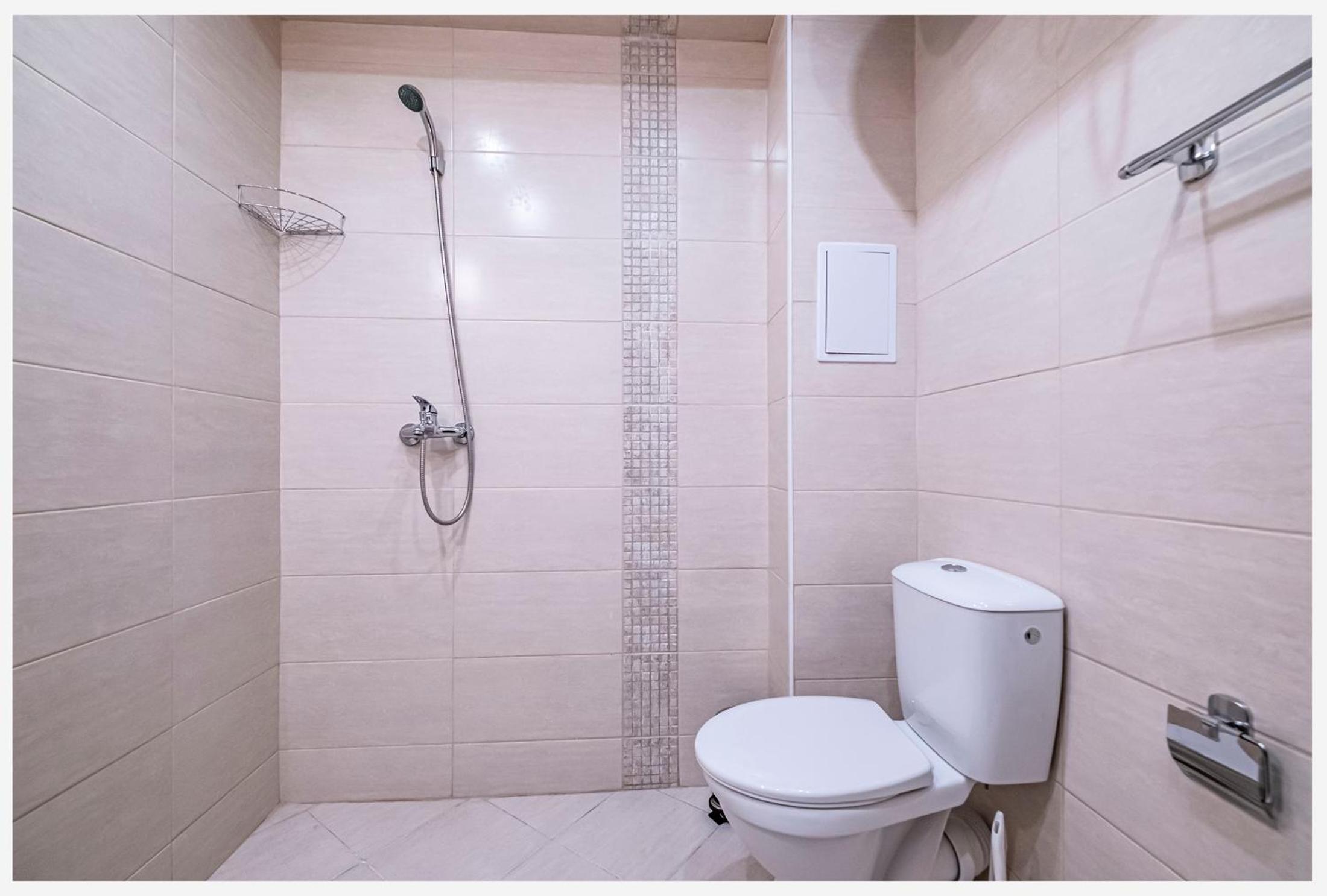 One-Bedroom Apartment - Photo 13