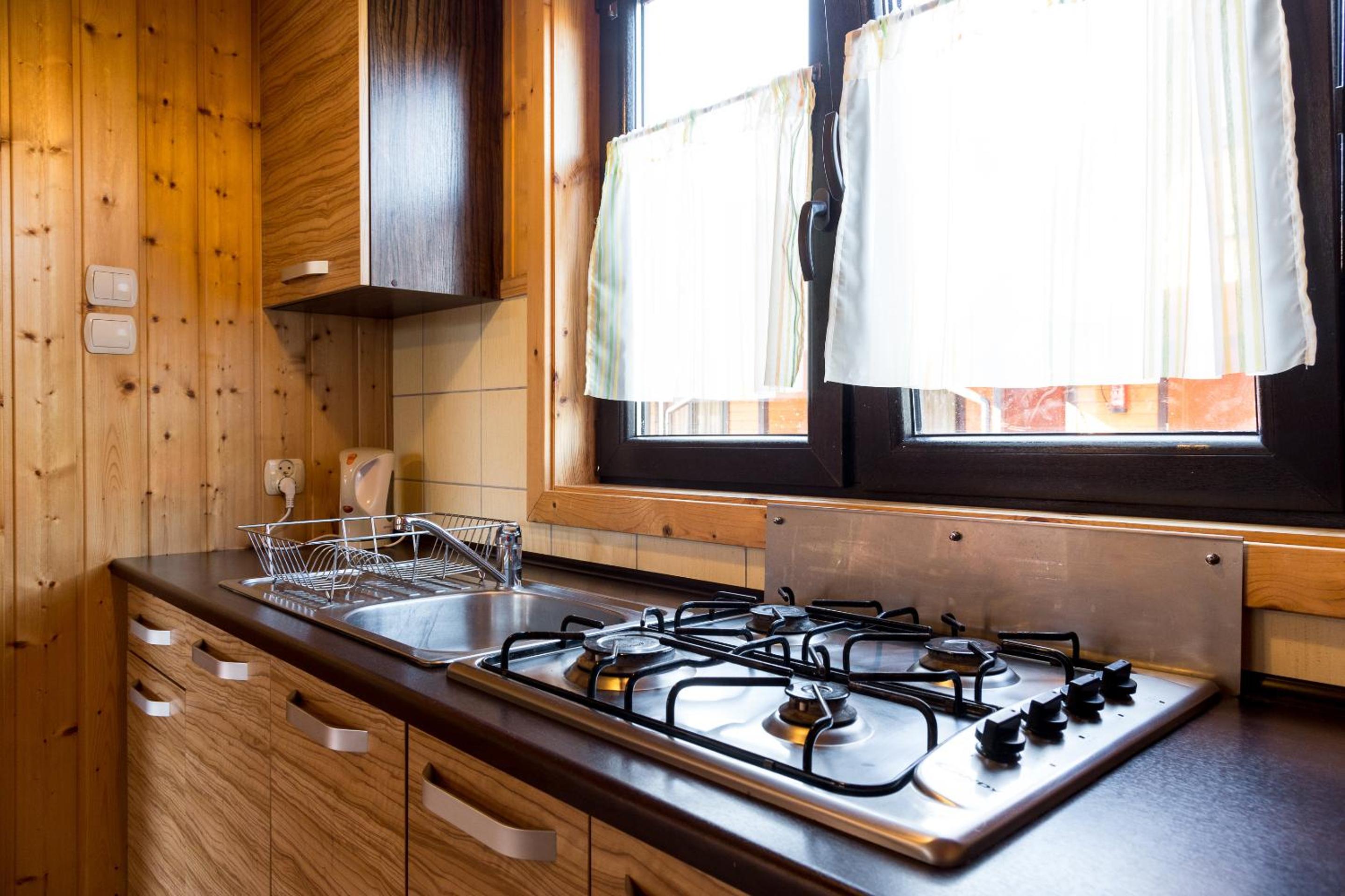 Holiday Home (8 Adults) photo 3