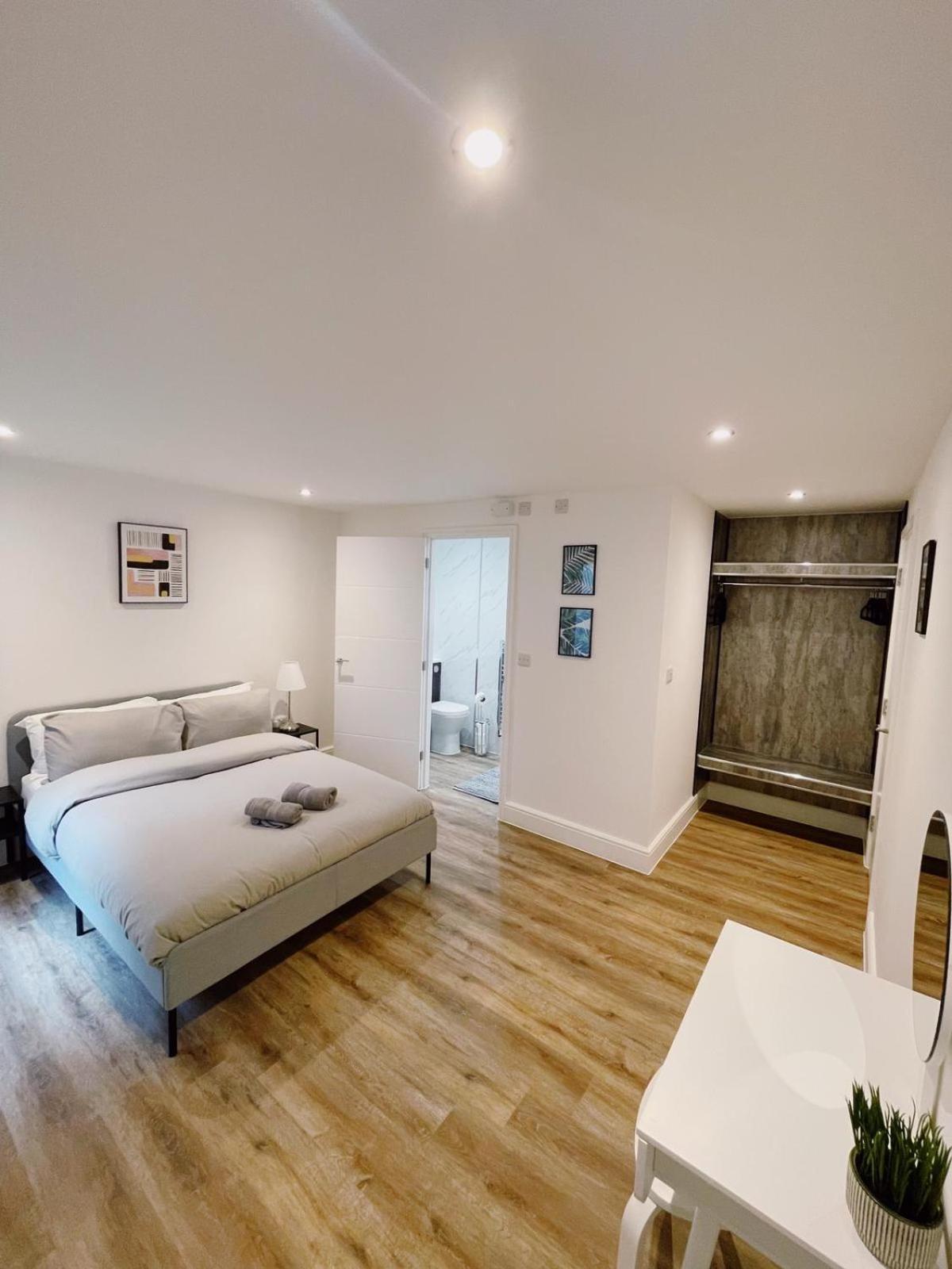Two-Bedroom Apartment - Photo 1