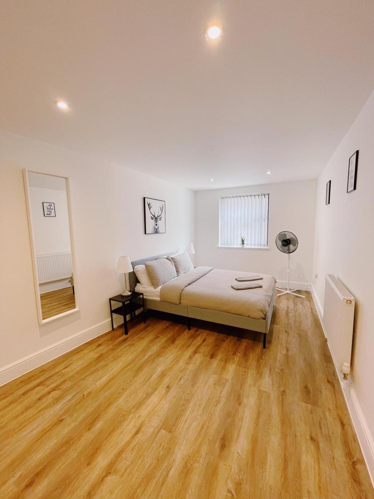 Two-Bedroom Apartment - Photo 15