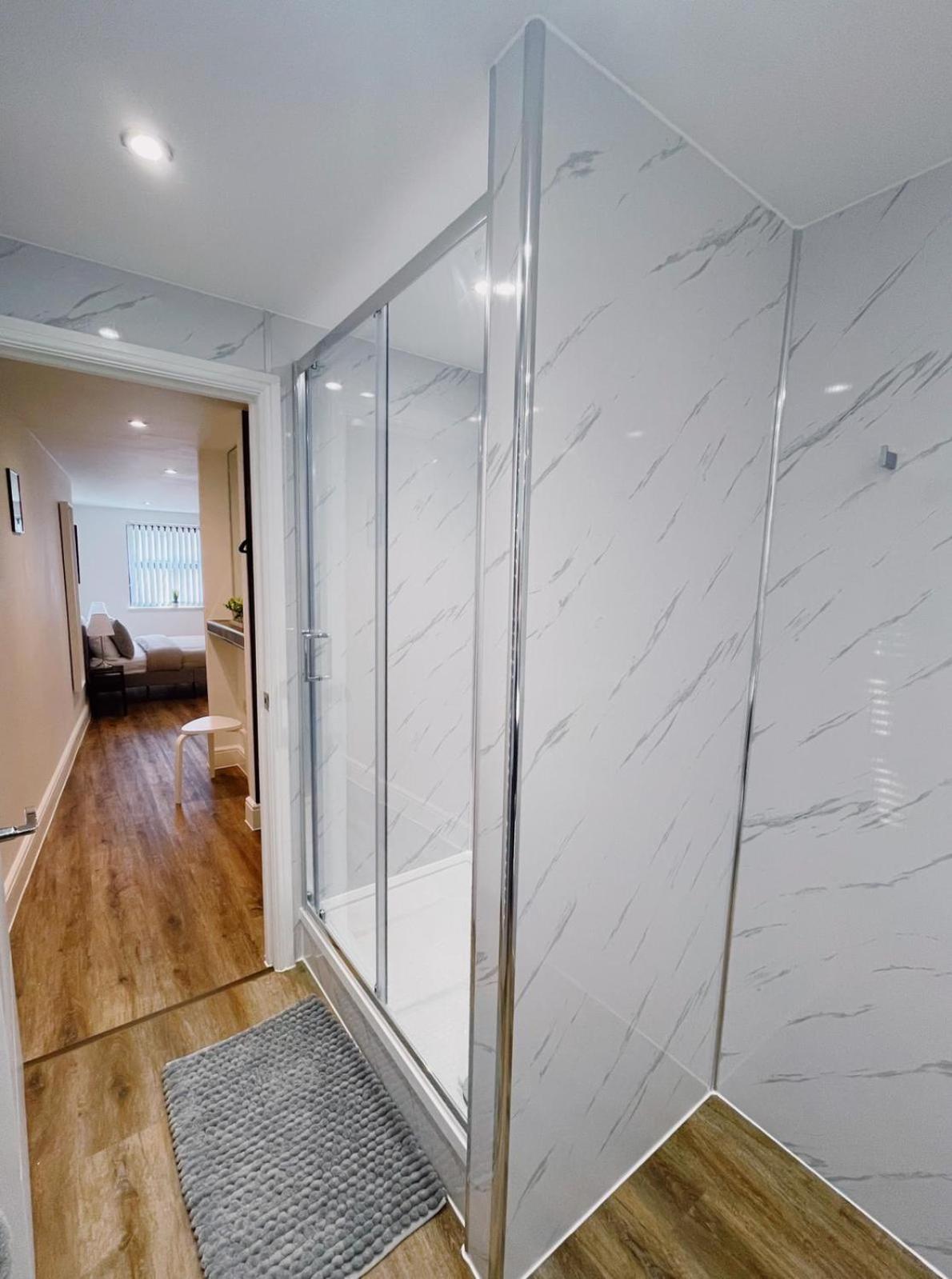 Two-Bedroom Apartment - Photo 4
