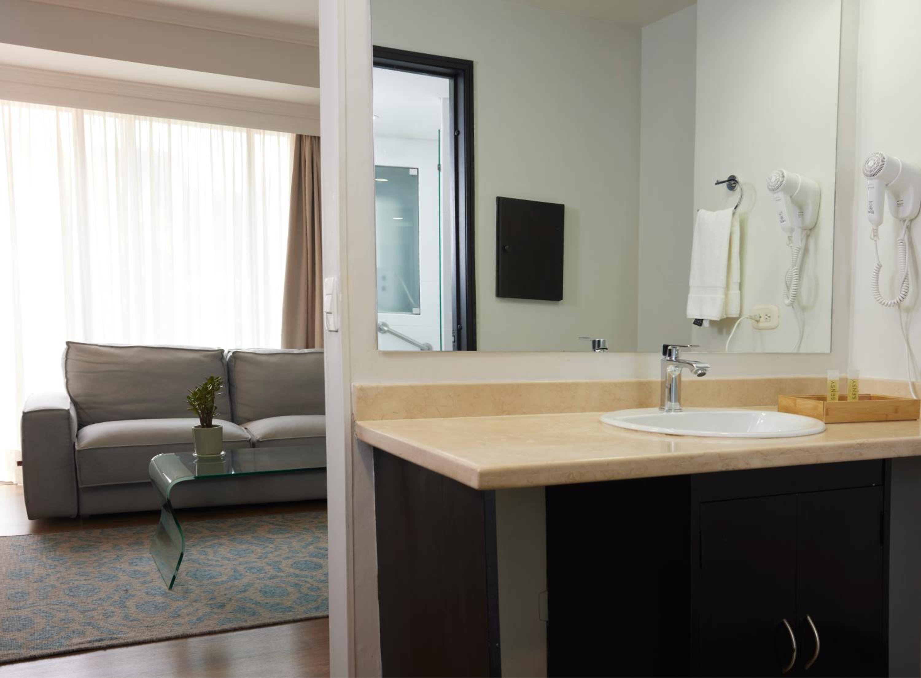 Junior Suite - Photo 11