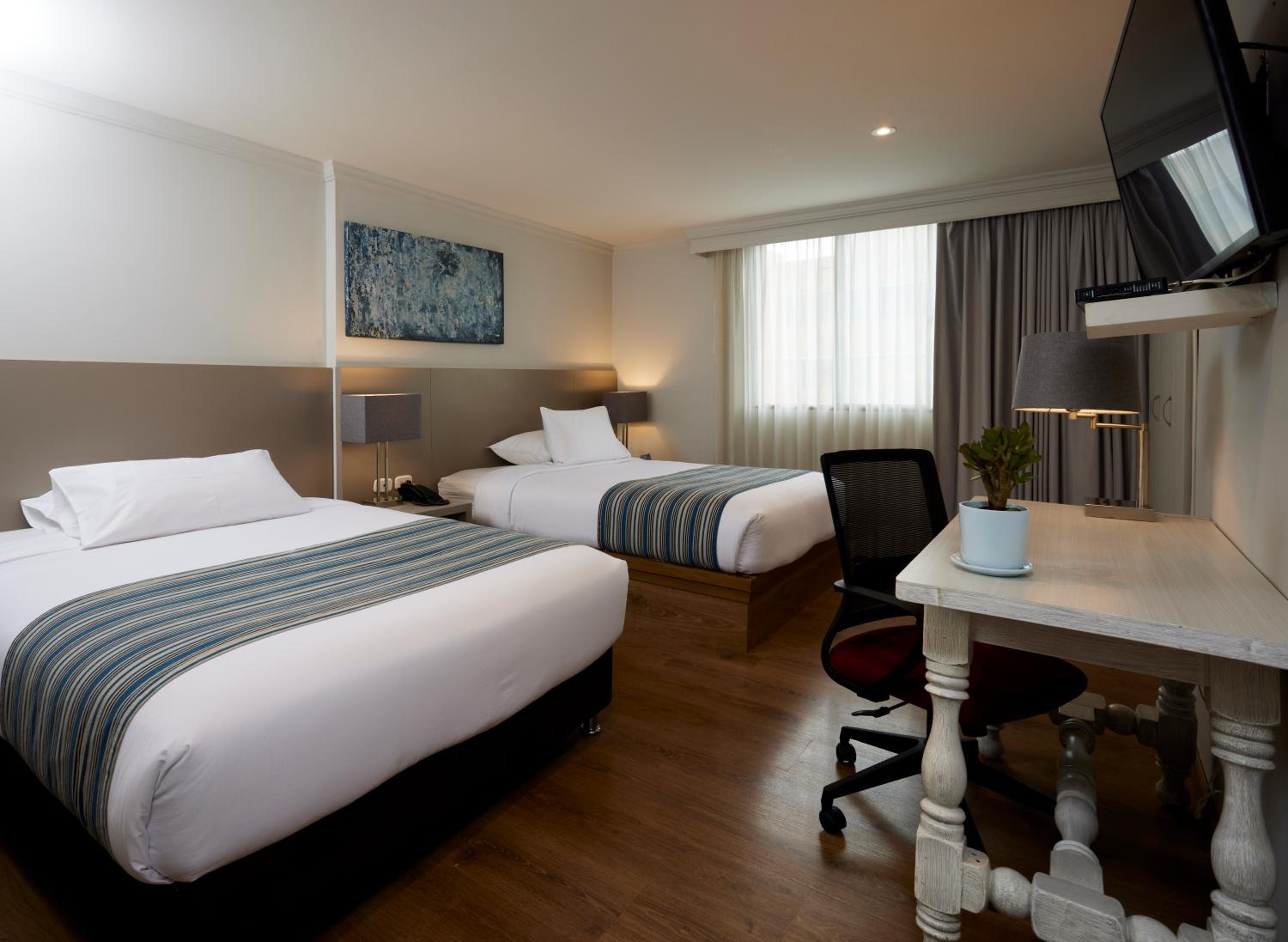 Superior Twin Room - Photo 4