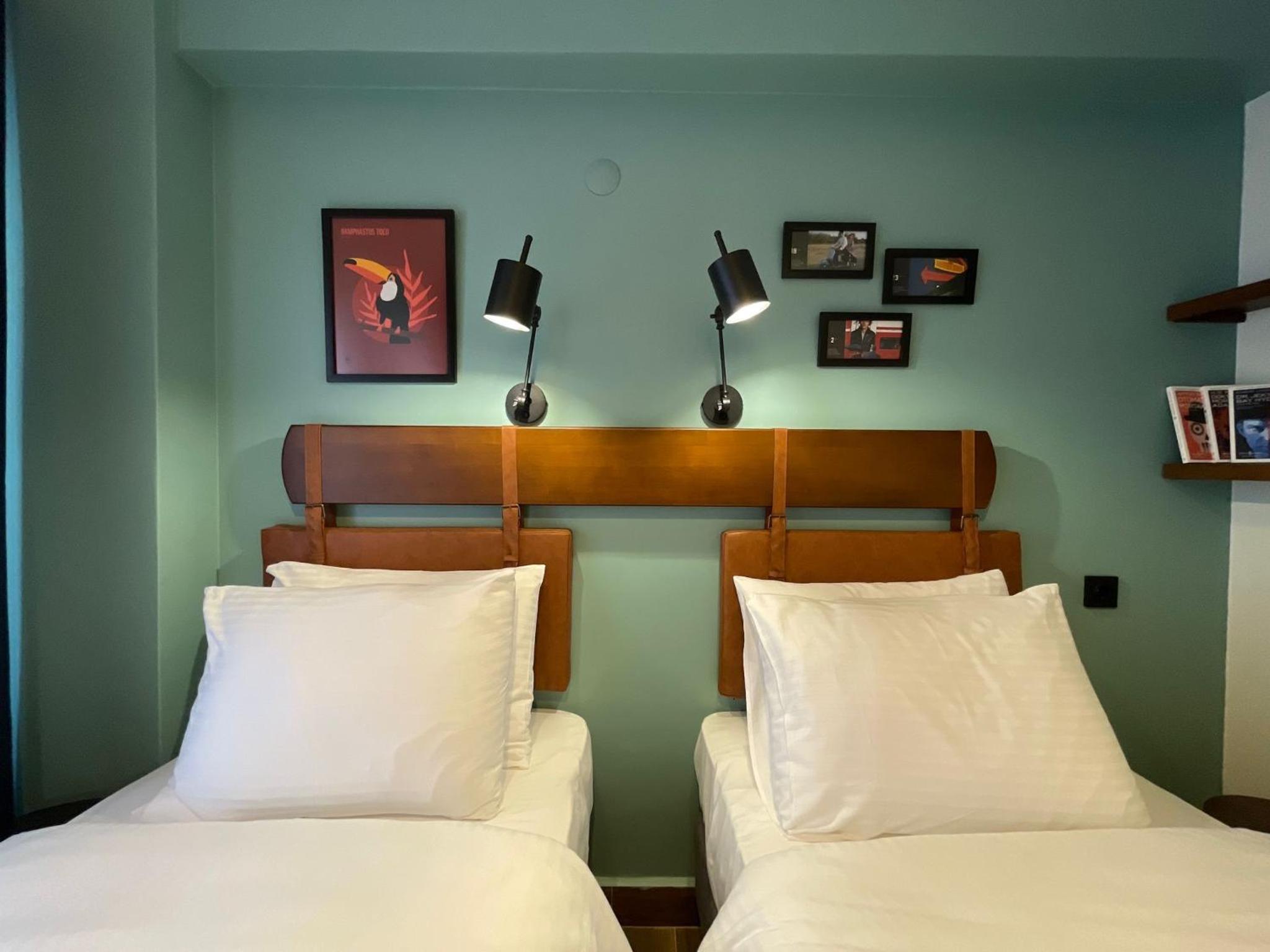 Standard Double or Twin Room - Photo 6