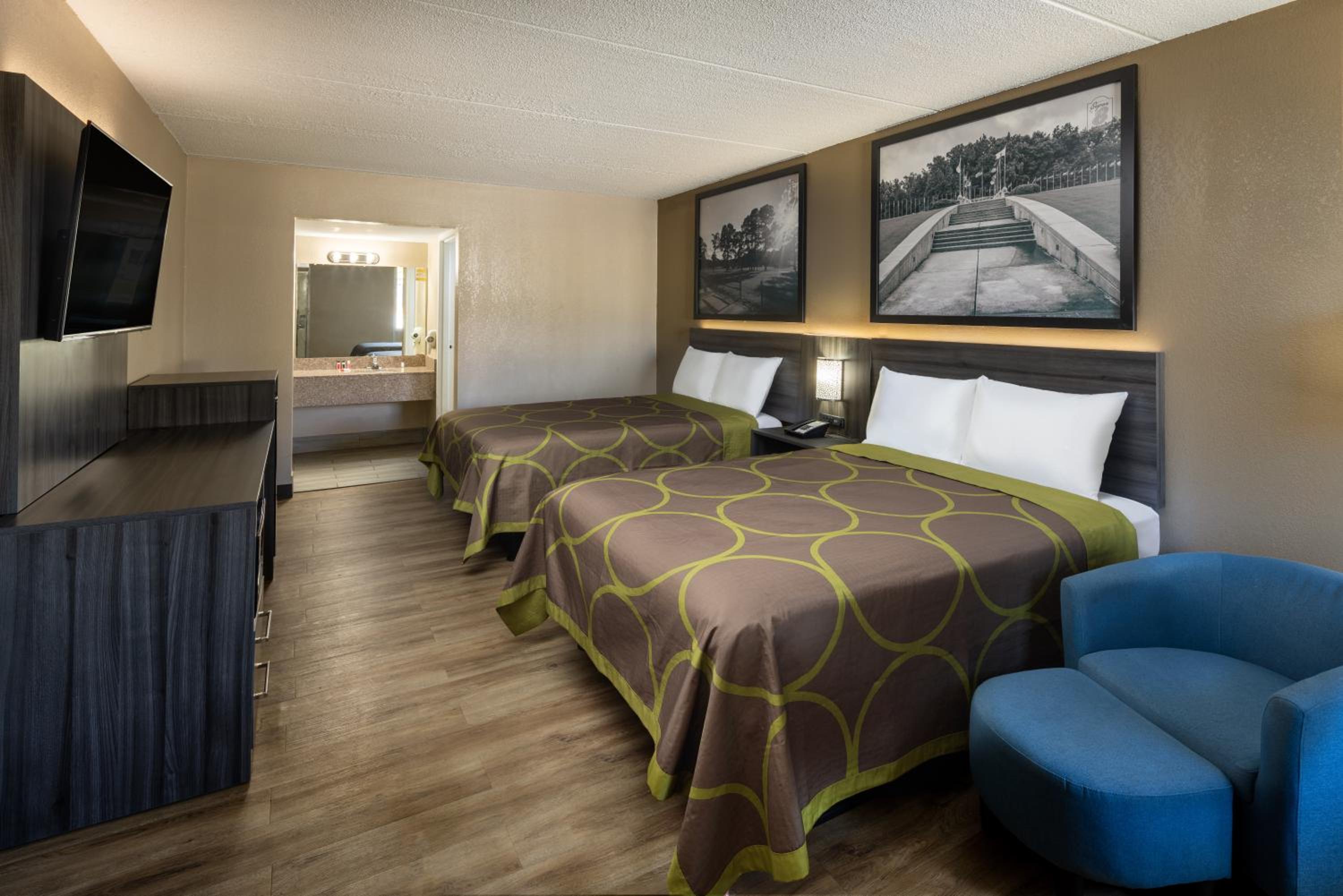 Double Room with Two Double Beds - Non-Smoking - Photo 5