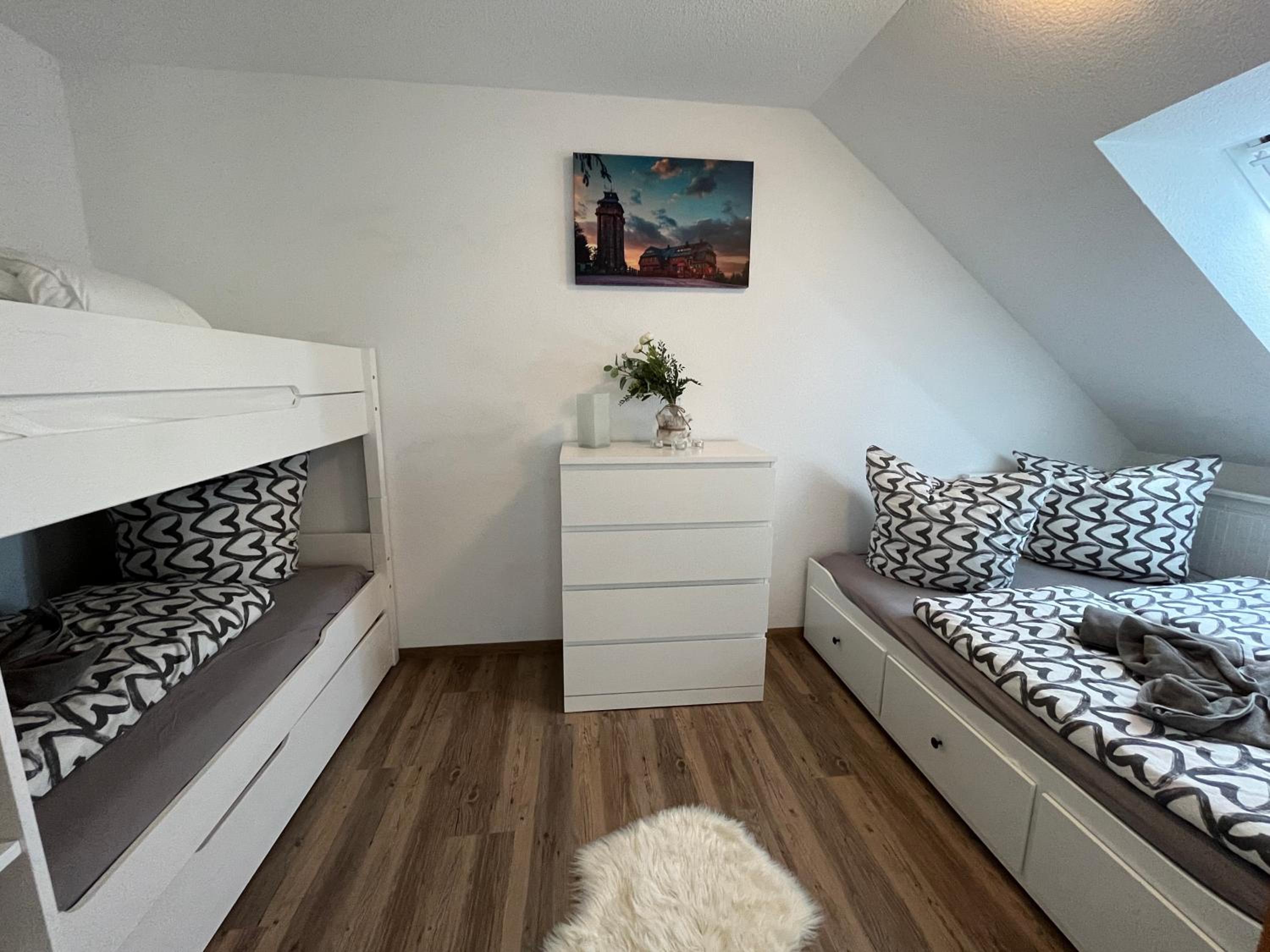 One-Bedroom Apartment - Photo 19