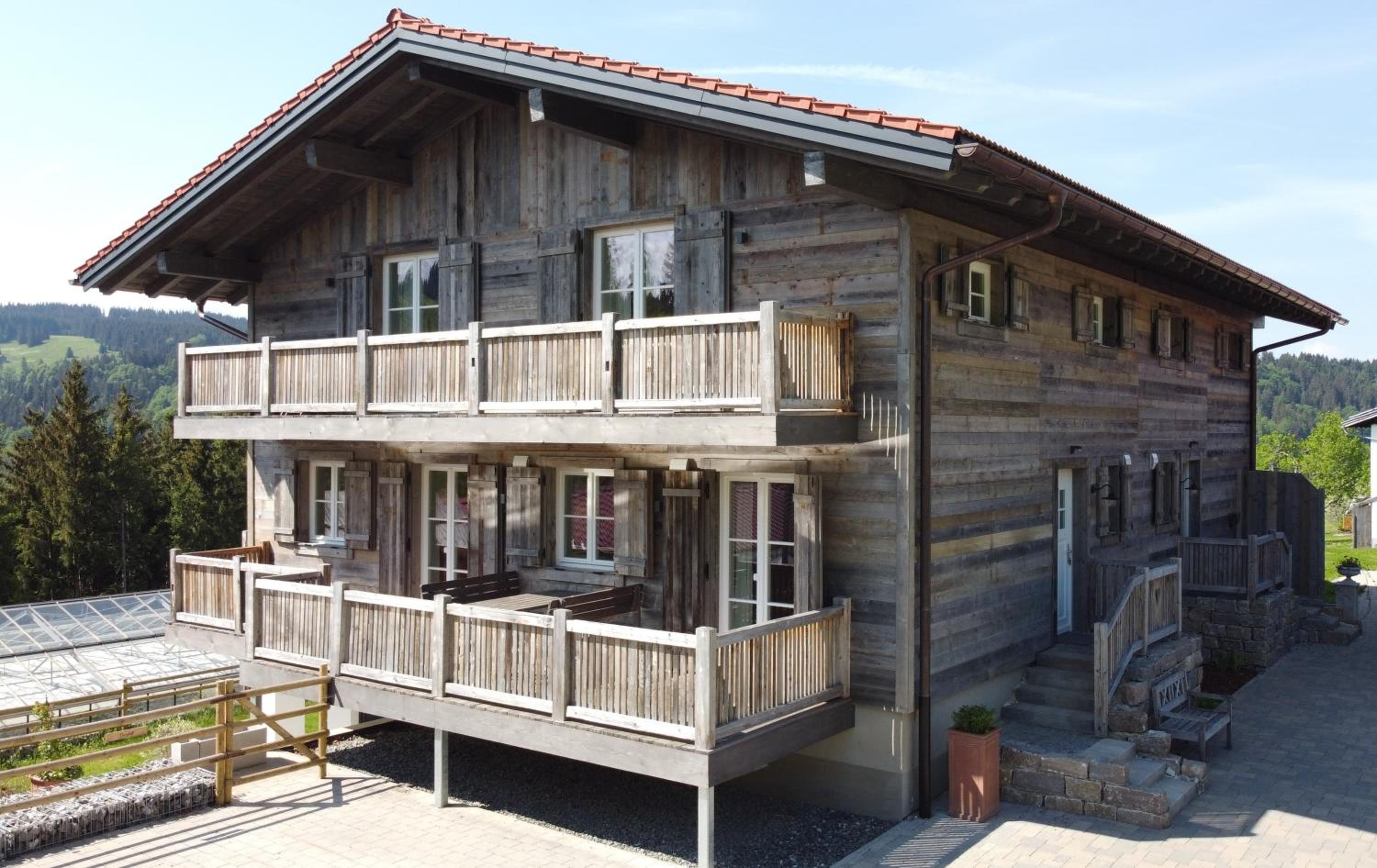 Three-Bedroom Chalet photo 2