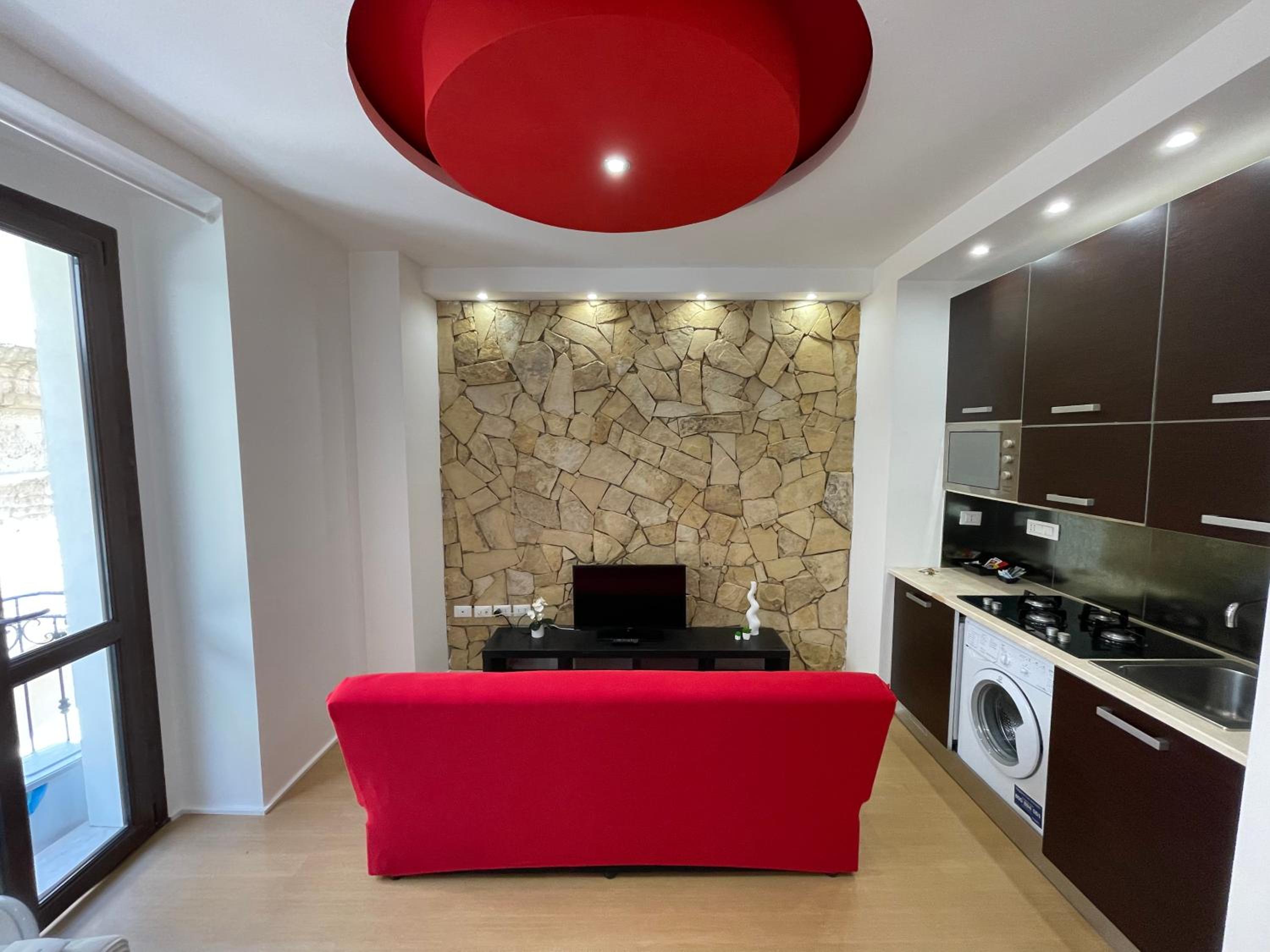 One-Bedroom Apartment with Balcony photo 3