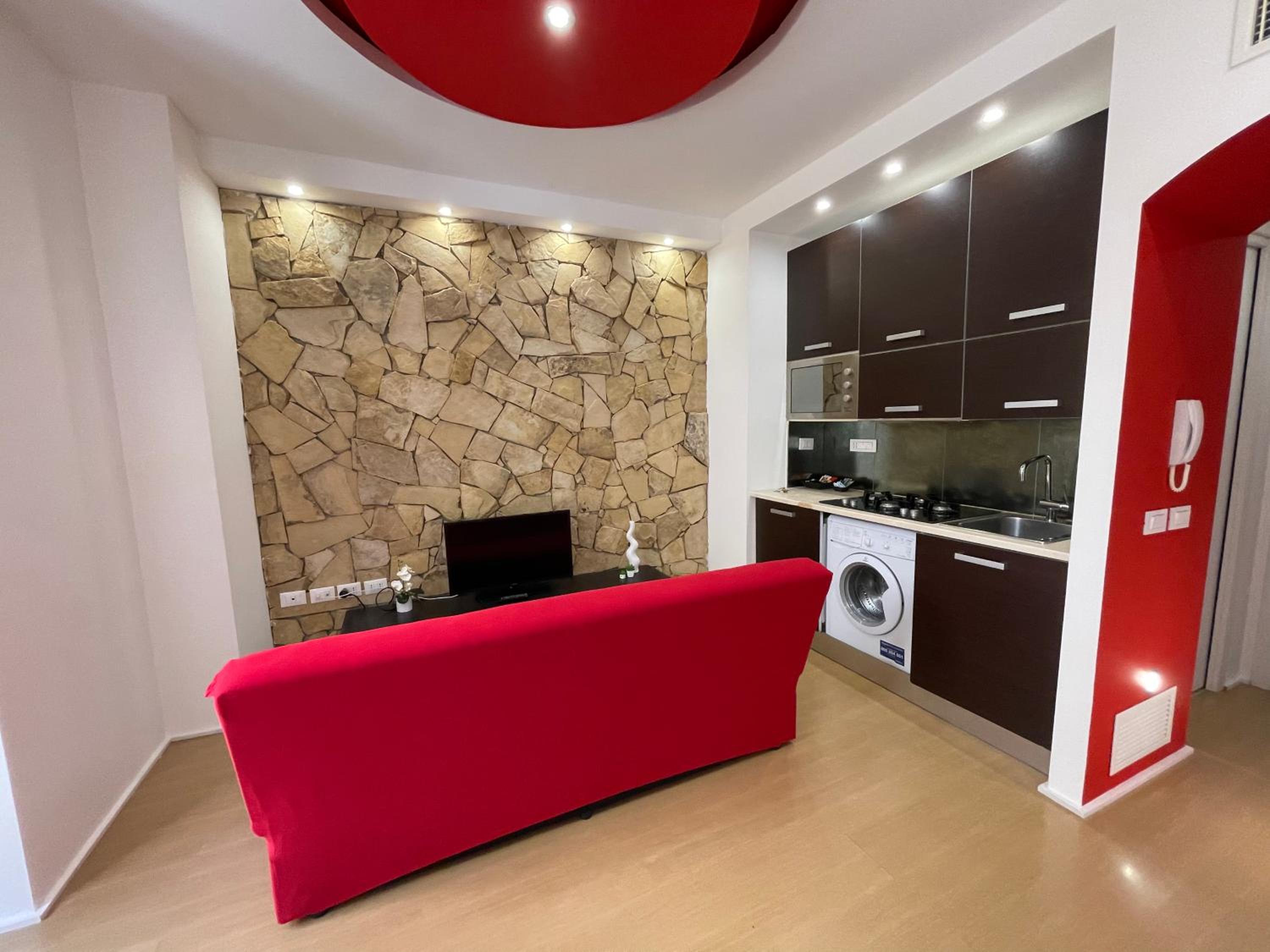 One-Bedroom Apartment with Balcony photo 2