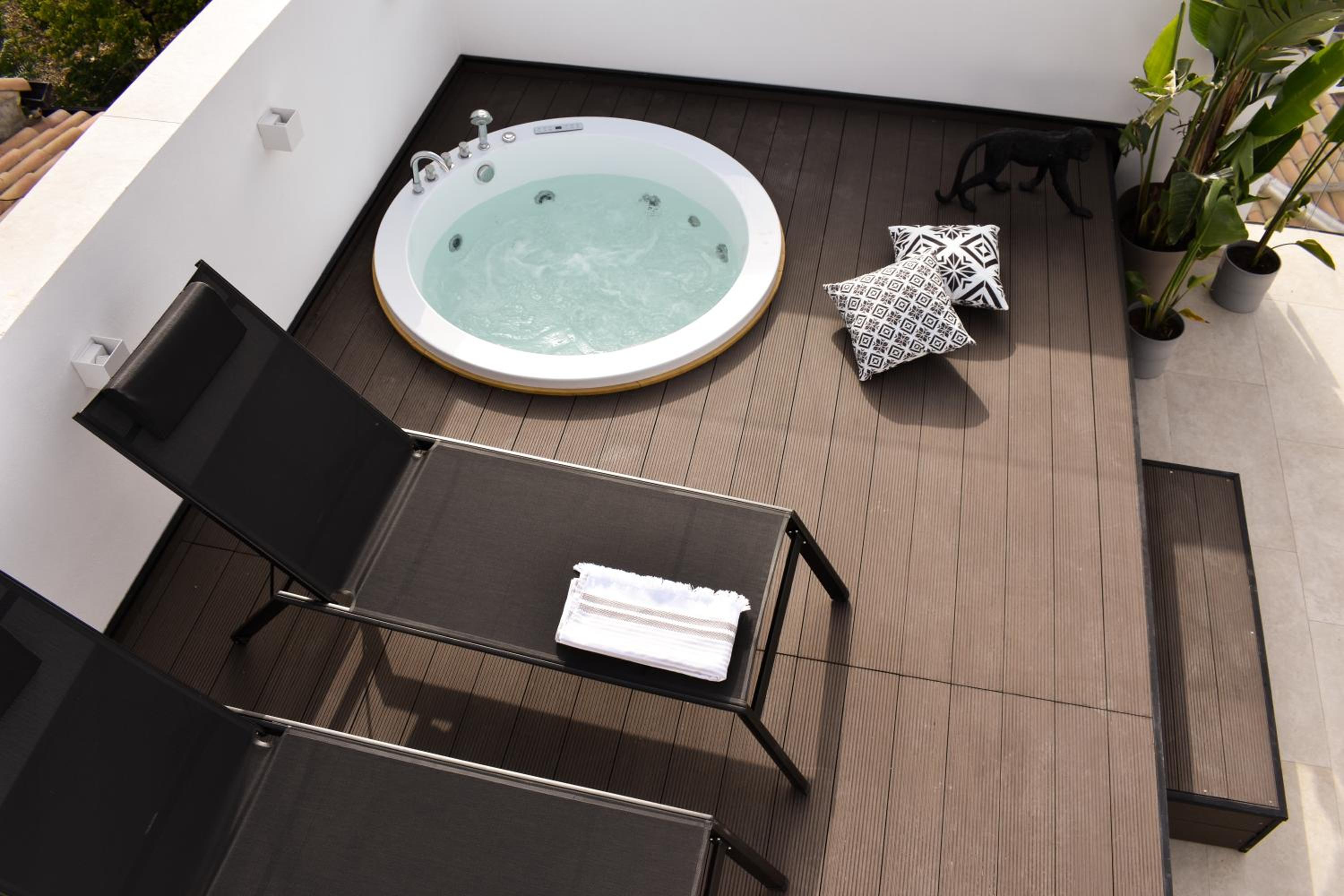 Double Room with Terrace - Photo 2