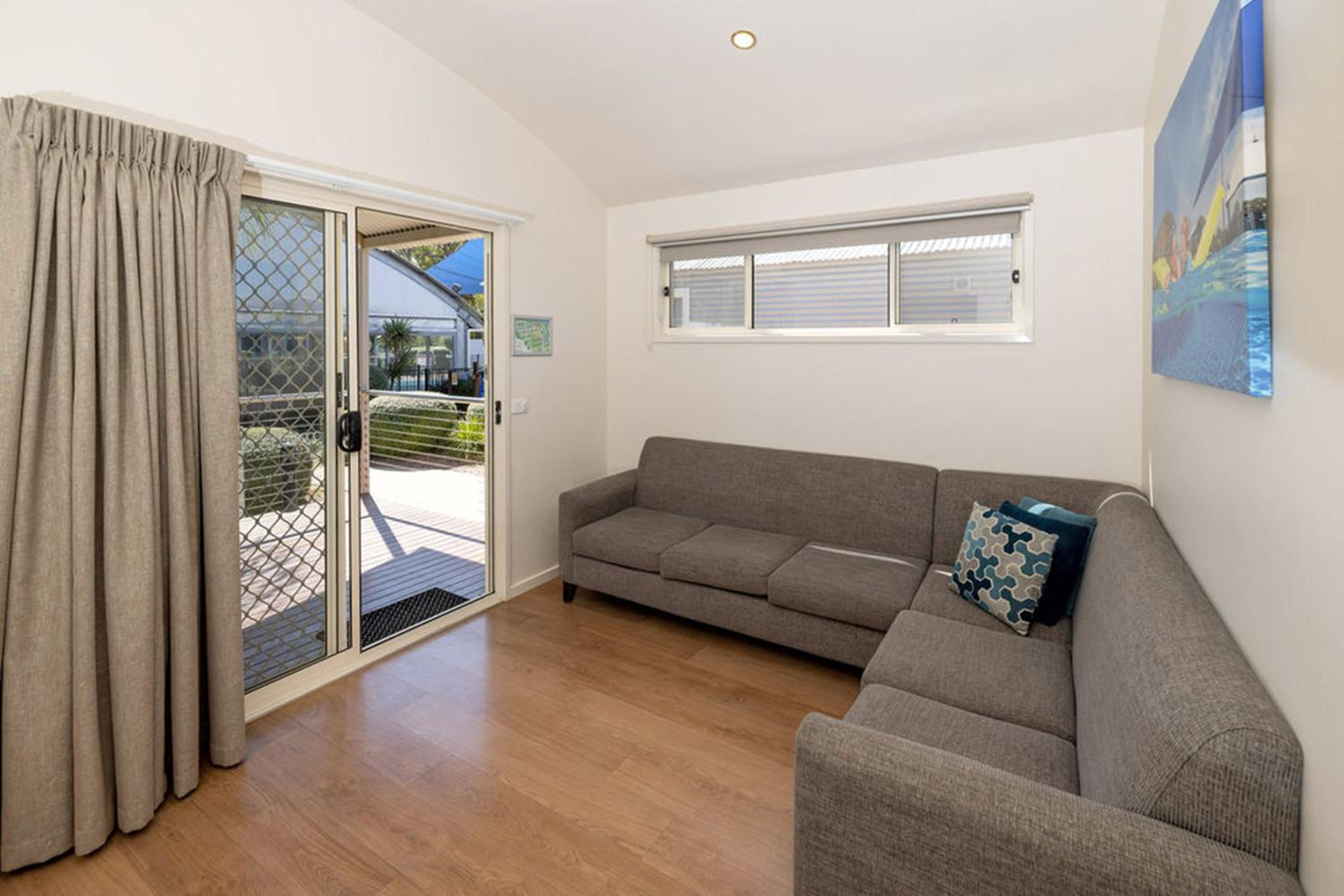 Three-Bedroom Villa photo 2