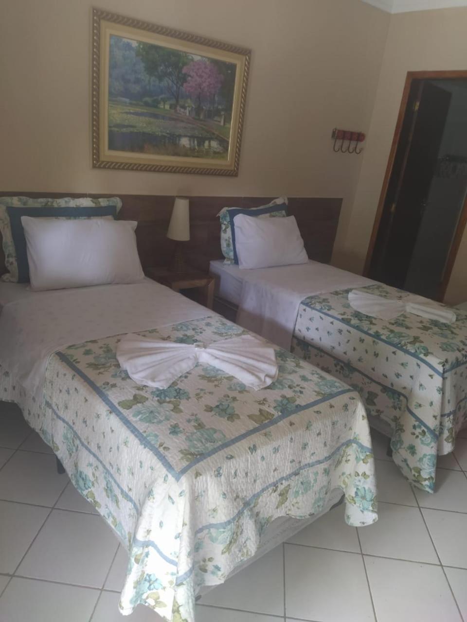 King Room with Balcony photo 2